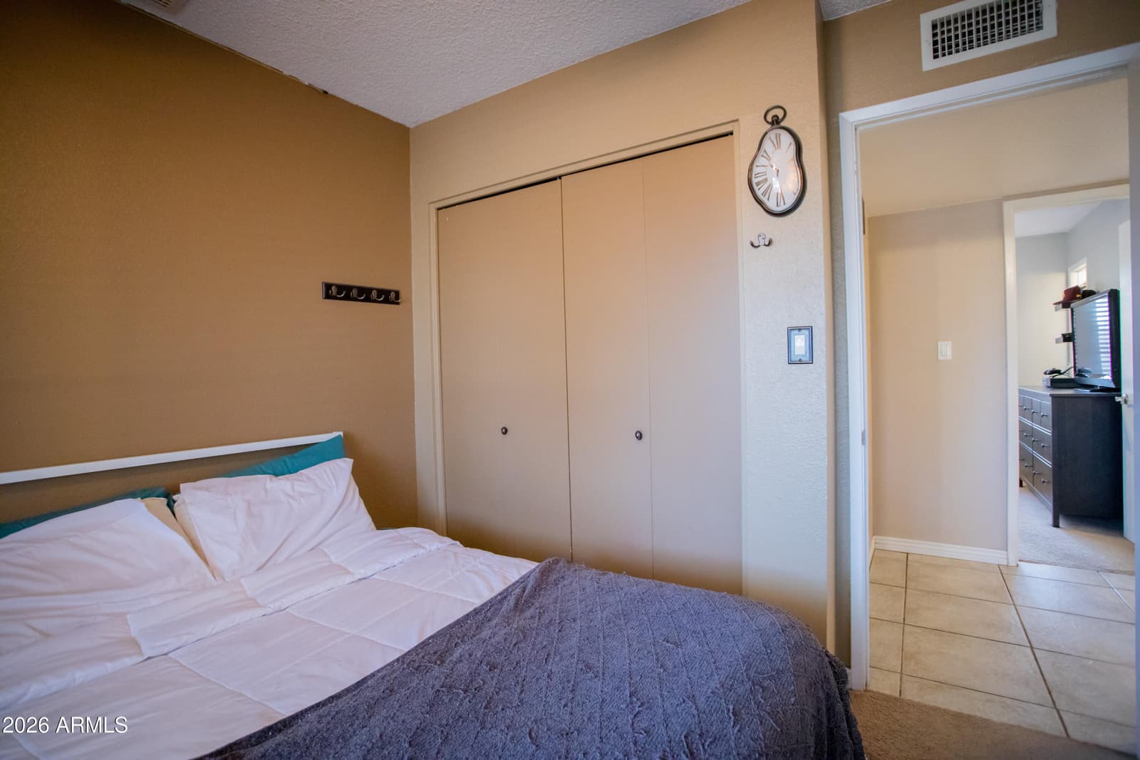 1008 W MURIEL Drive, Phoenix, AZ 85023 — photo 11 of 24