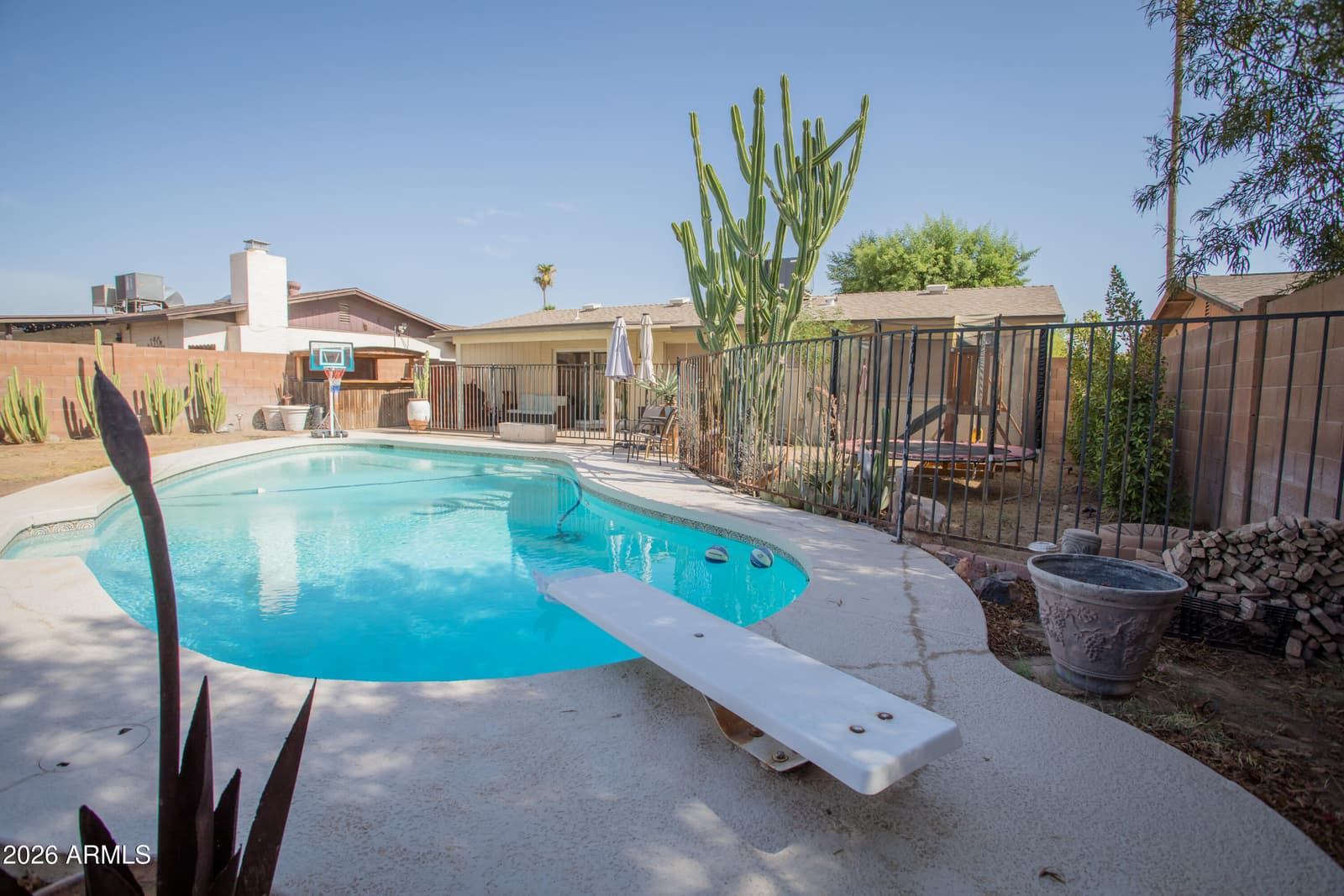 1008 W MURIEL Drive, Phoenix, AZ 85023 — photo 18 of 24