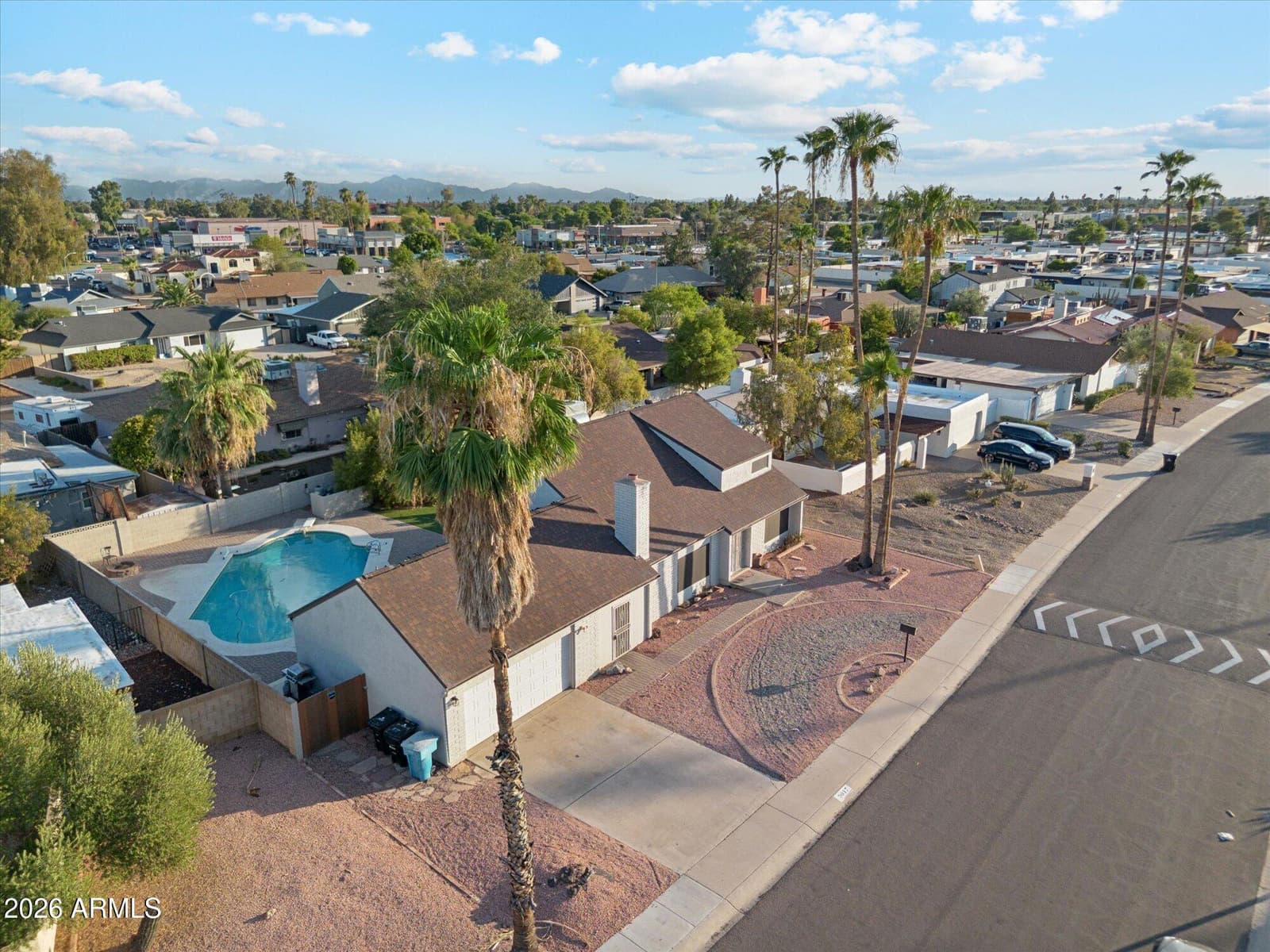 3017 W Sahuaro Drive, Phoenix, AZ 85029 — photo 4 of 46