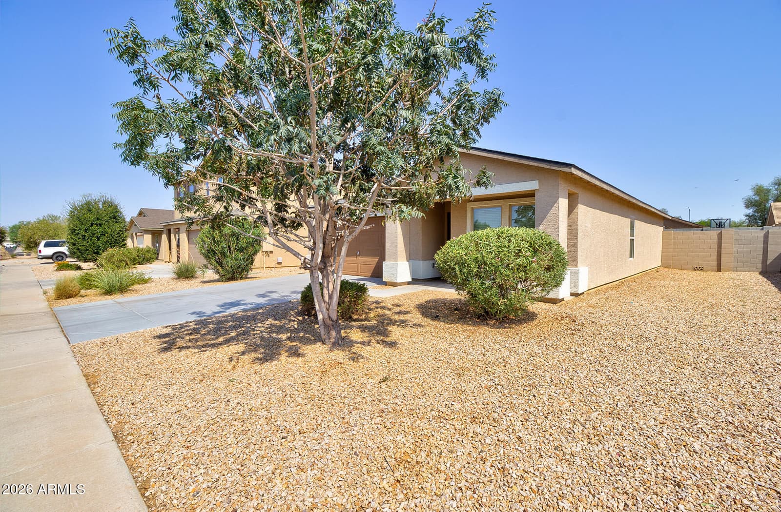 112 W WATSON Place, Casa Grande, AZ 85122 — photo 4 of 28