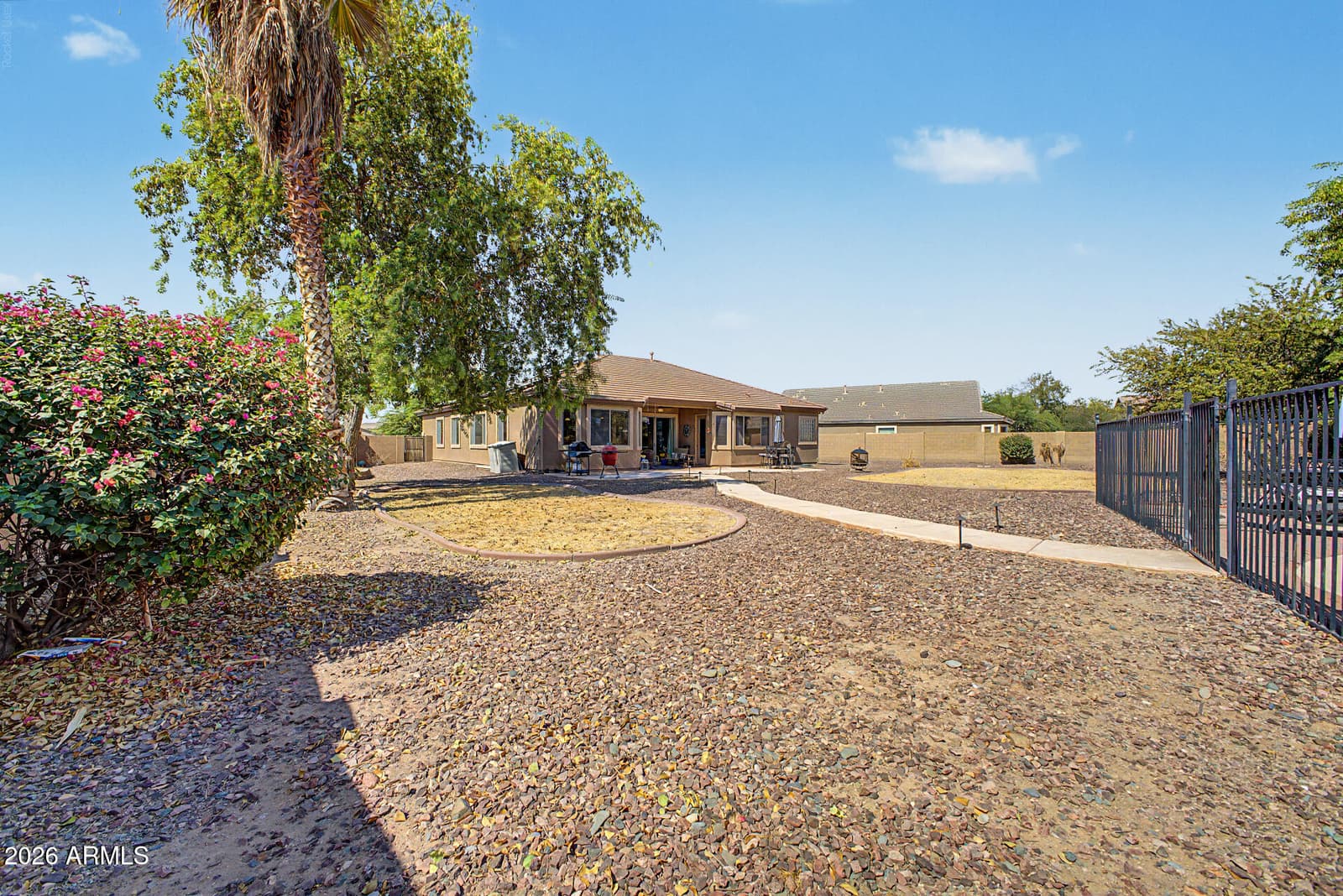 8602 W HELEN Lane, Glendale, AZ 85305 — photo 37 of 48