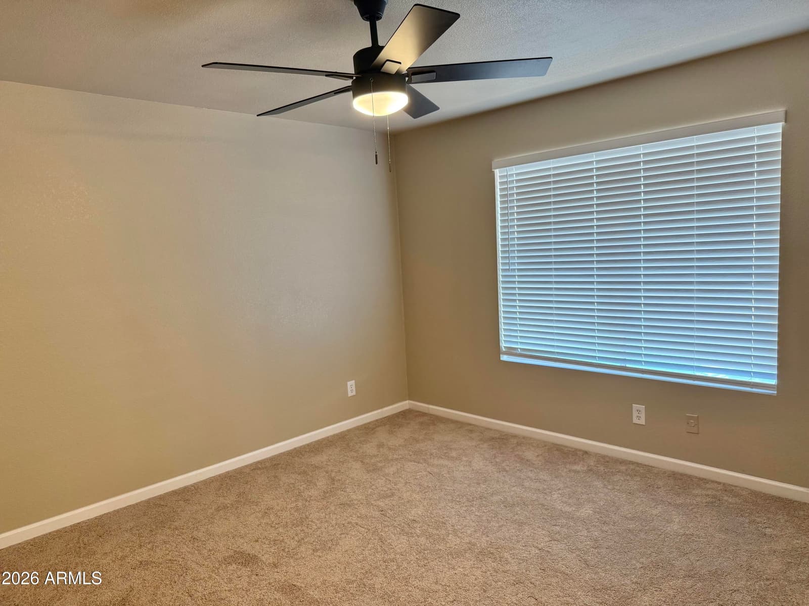7925 W DREYFUS Drive, Peoria, AZ 85381 — photo 12 of 18