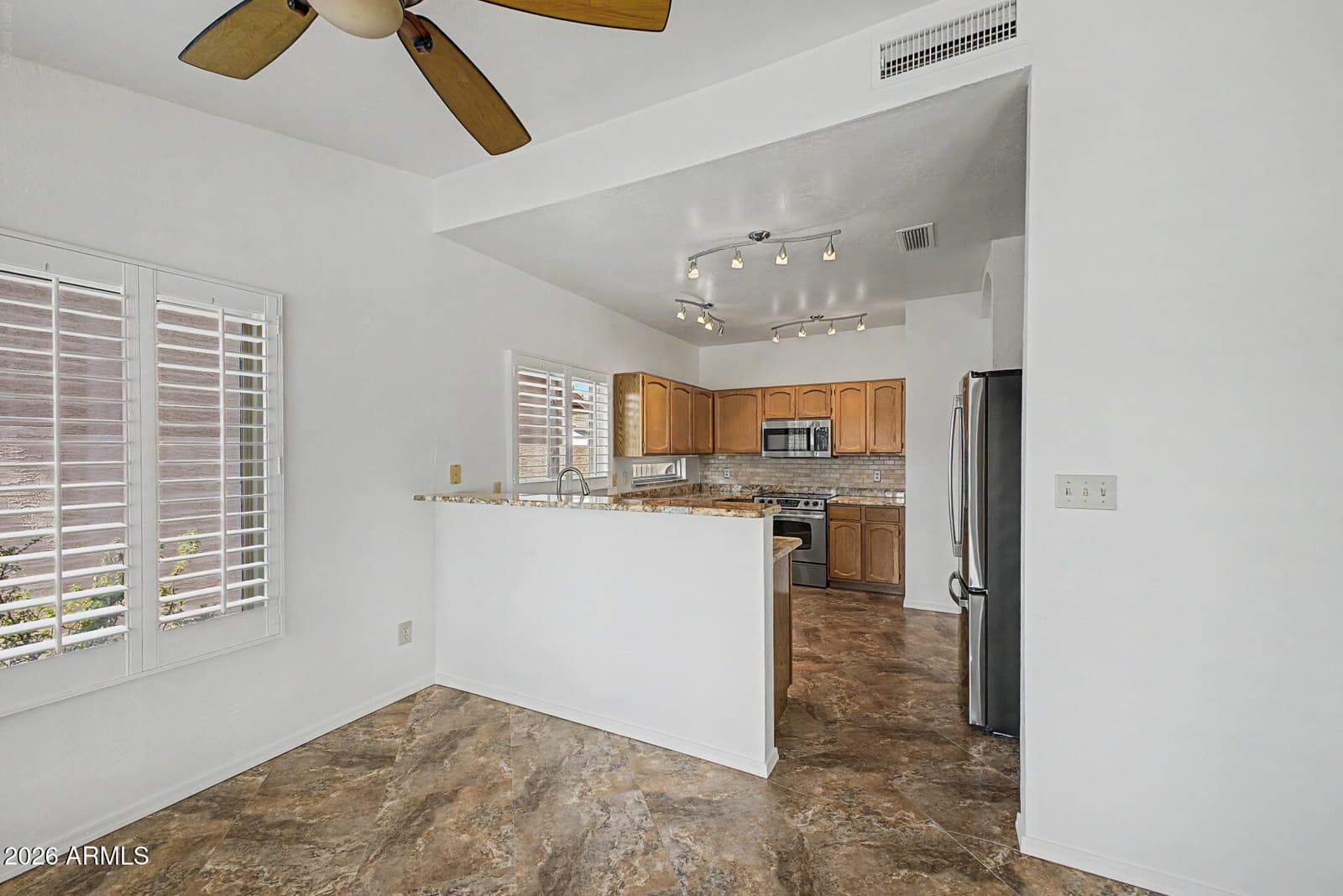 1527 N SINOVA, Mesa, AZ 85205 — photo 9 of 32