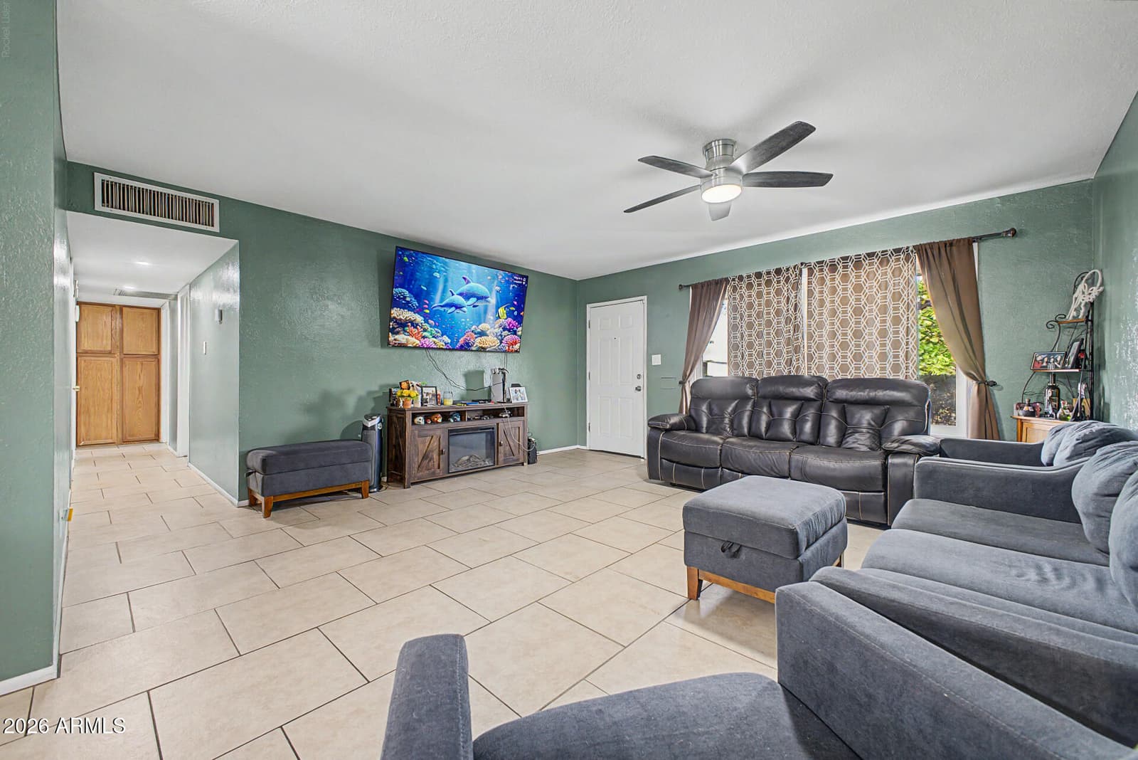 4250 W Keim Drive, Phoenix, AZ 85019 — photo 7 of 30
