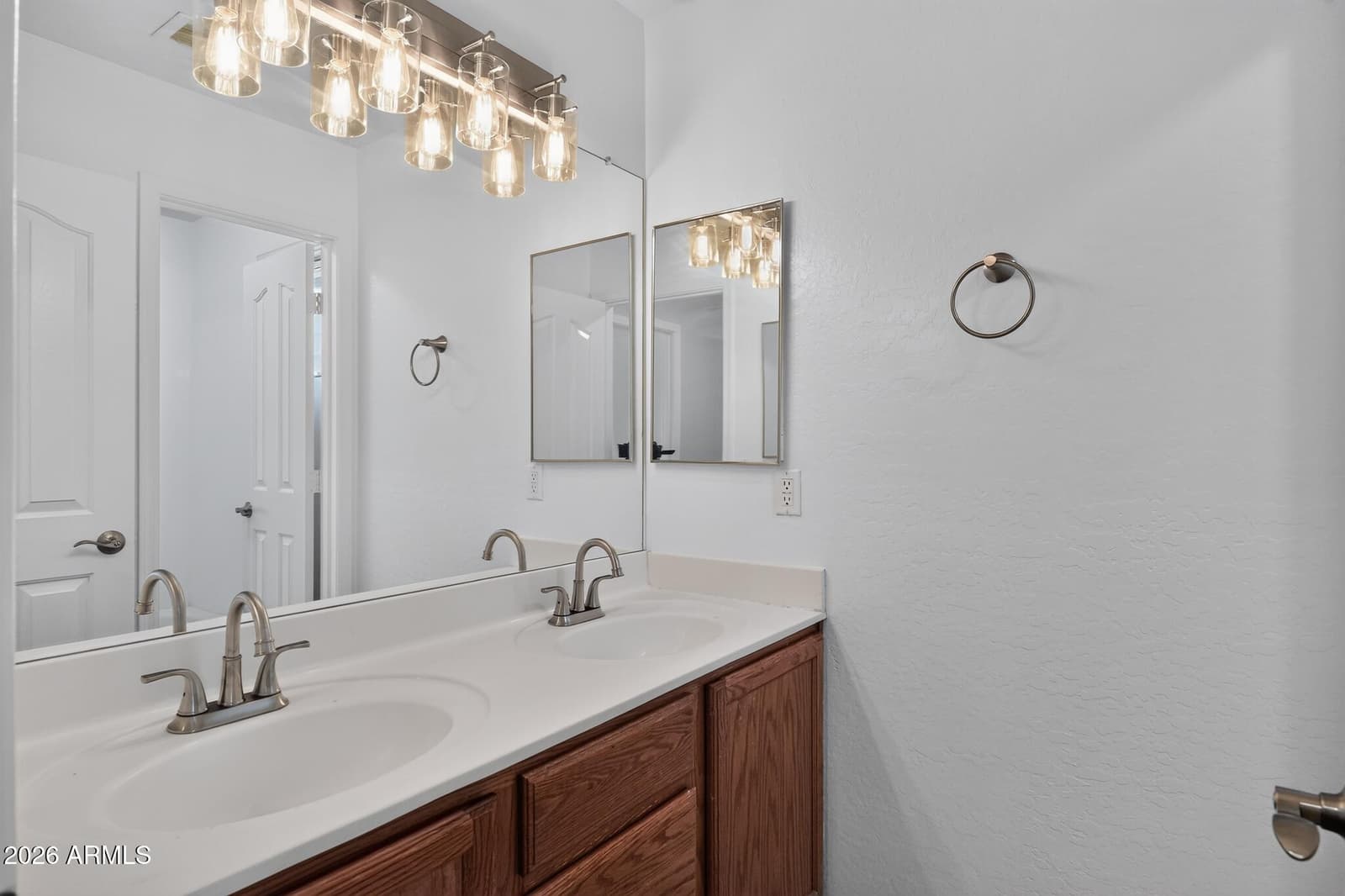 9001 S 7TH Drive, Phoenix, AZ 85041 — photo 16 of 20