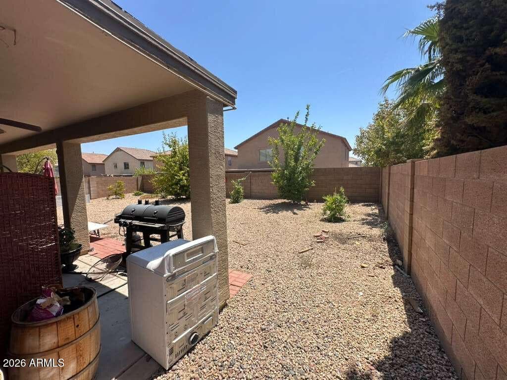 17023 W IPSWITCH Way, Surprise, AZ 85374 — photo 2 of 27