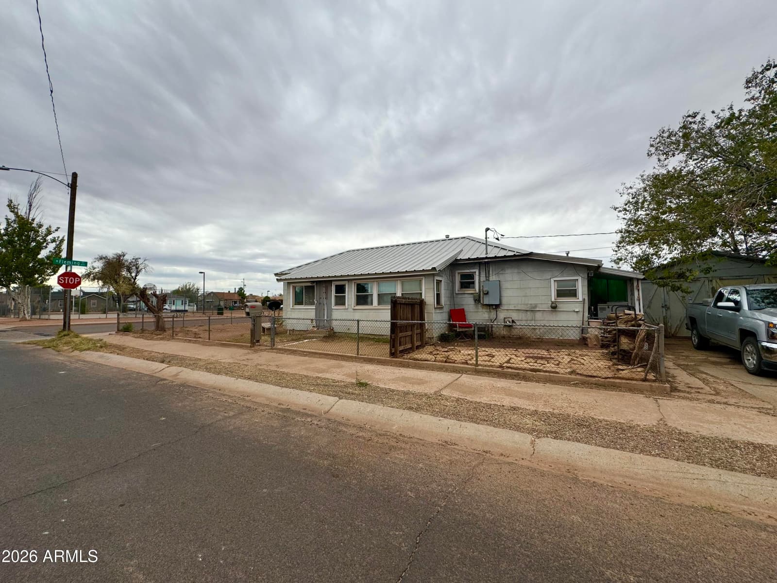 901 N PRAIRIE Avenue, Winslow, AZ 86047 — photo 16 of 18