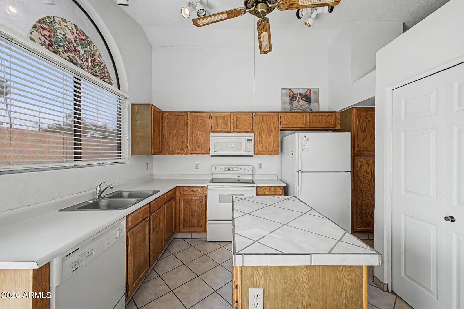 1031 W SUNWARD Drive, Gilbert, AZ 85233 — photo 7 of 23