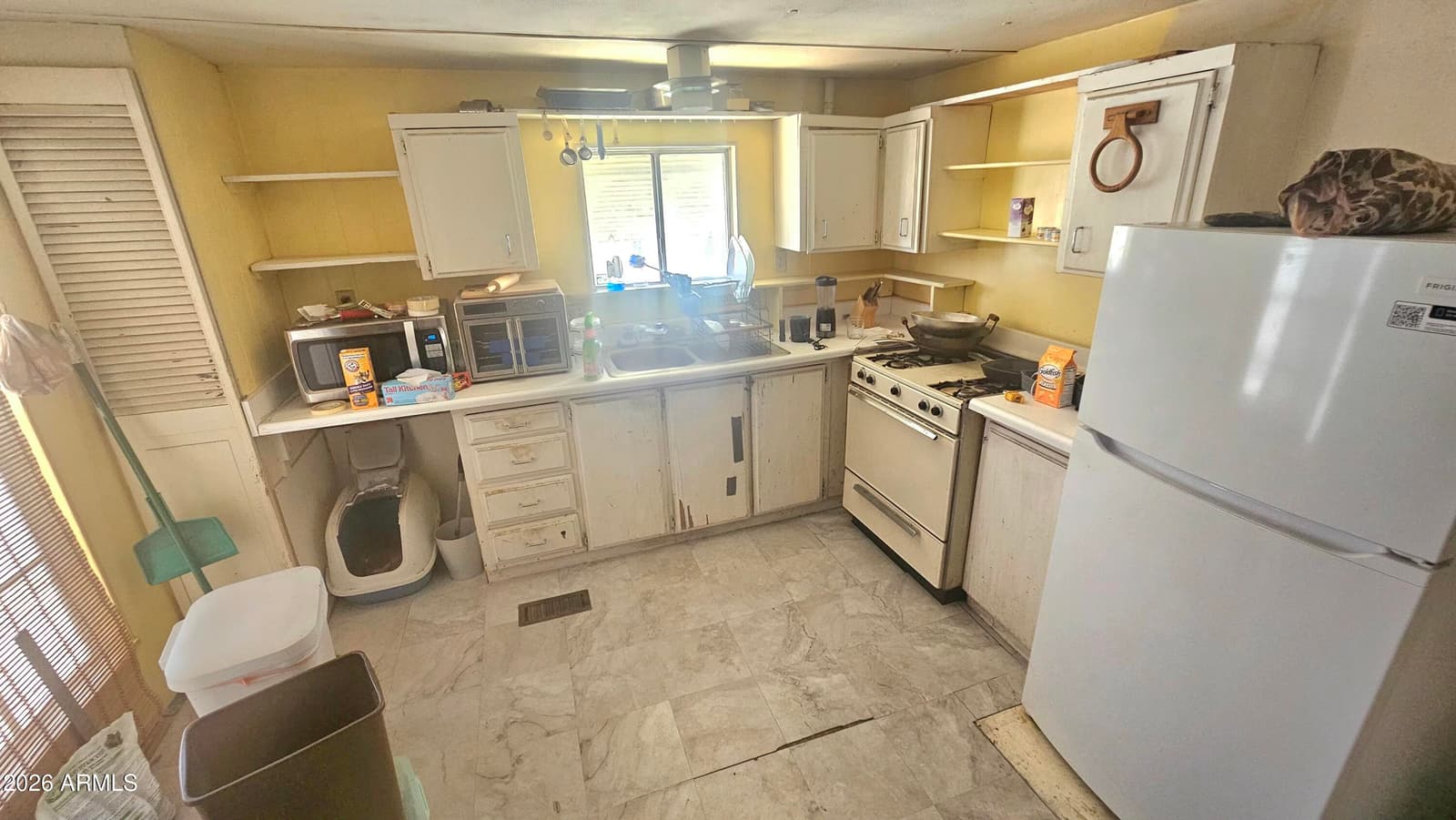 4605 S PRIEST Drive 201, Tempe, AZ 85282 — photo 5 of 13