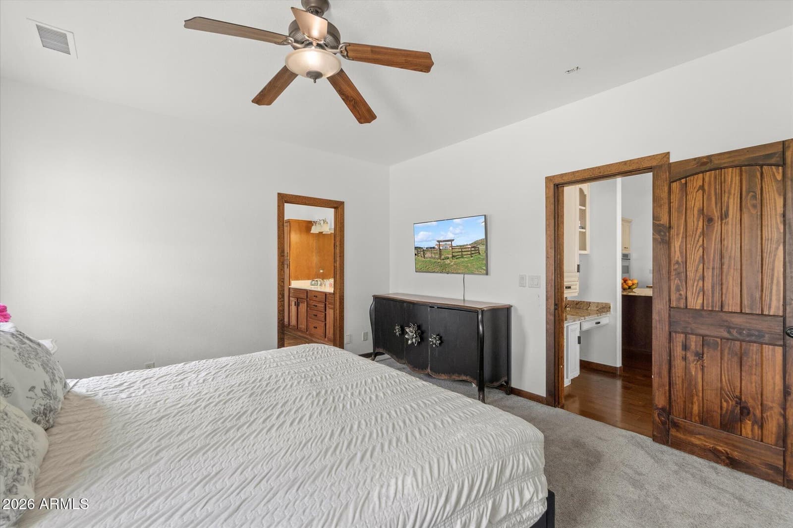 9152 E NEPTUNE Drive, Flagstaff, AZ 86004 — photo 16 of 49