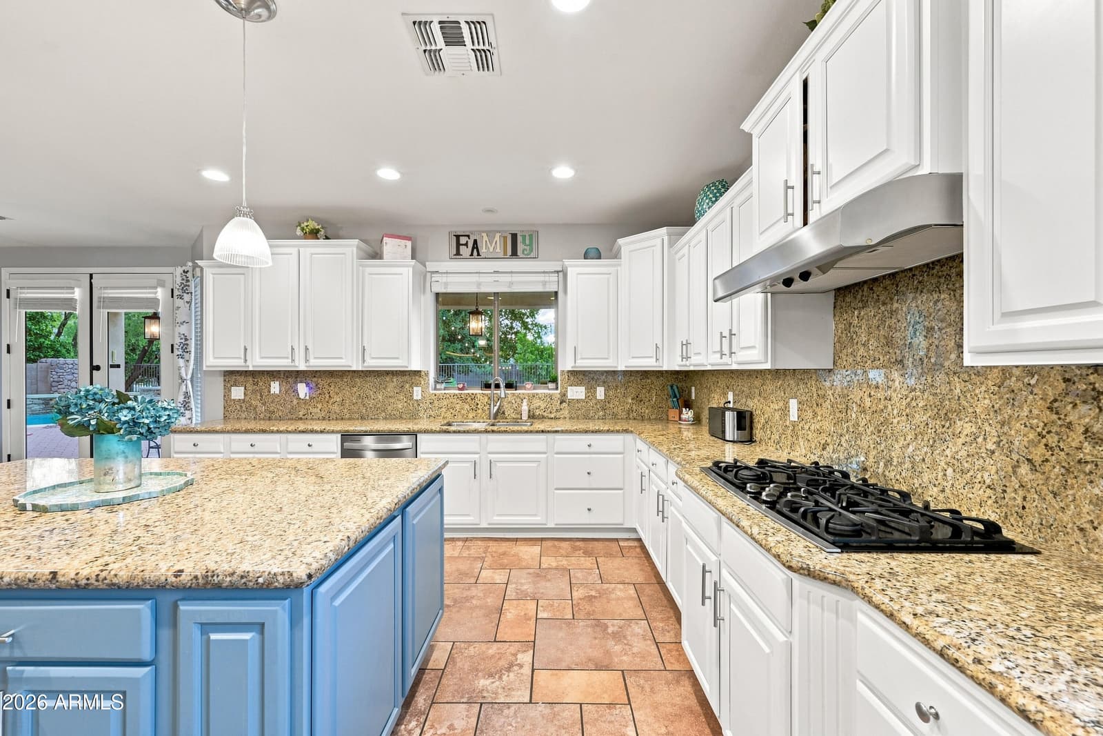 4340 S WHITE Drive, Chandler, AZ 85249 — photo 15 of 54