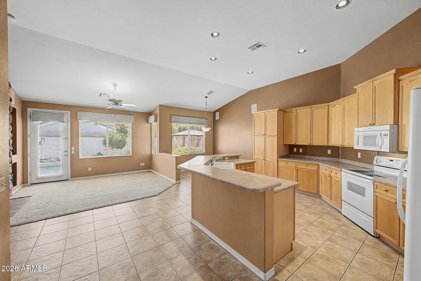 1499 E MONTEREY Street, Chandler, AZ 85225 — photo 10 of 43