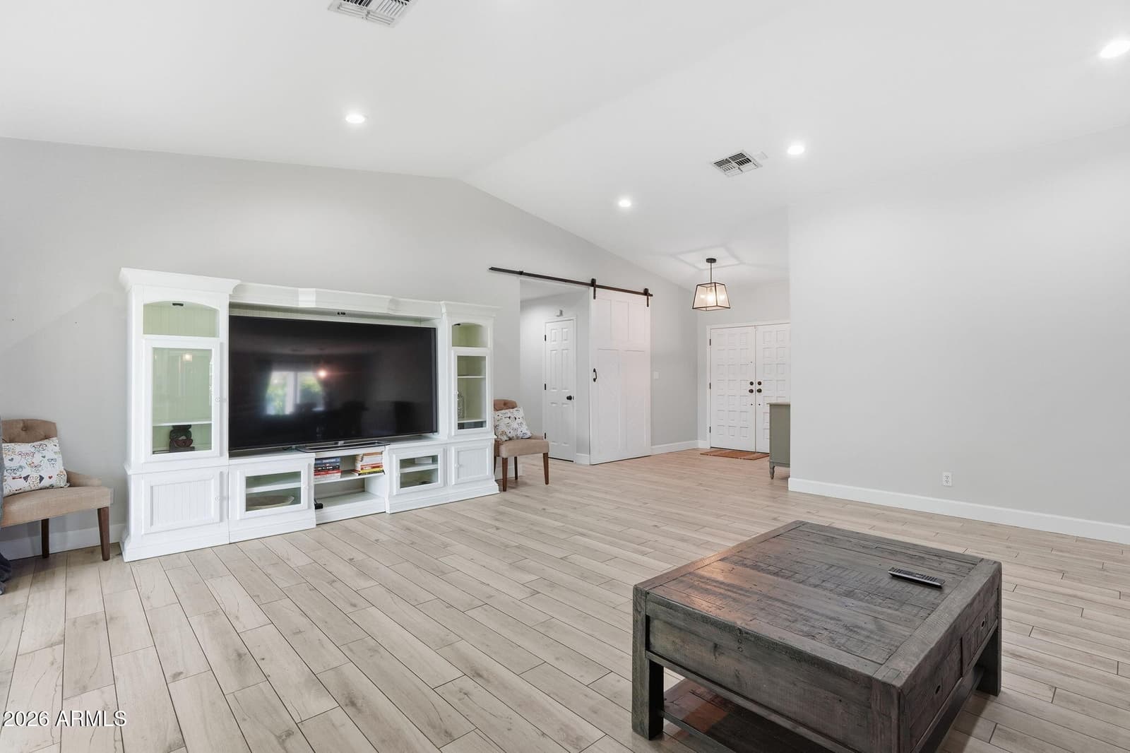 5815 E CAMPO BELLO Drive, Scottsdale, AZ 85254 — photo 12 of 31