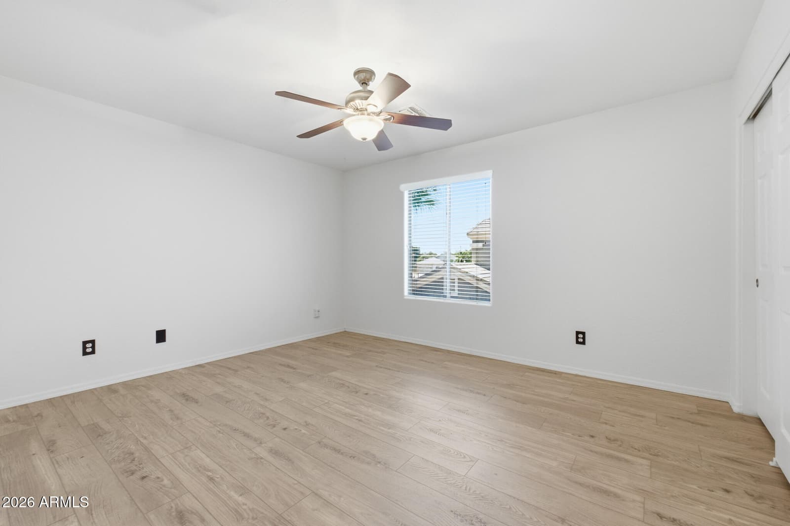 13660 W MONTE VISTA Road, Goodyear, AZ 85395 — photo 37 of 54