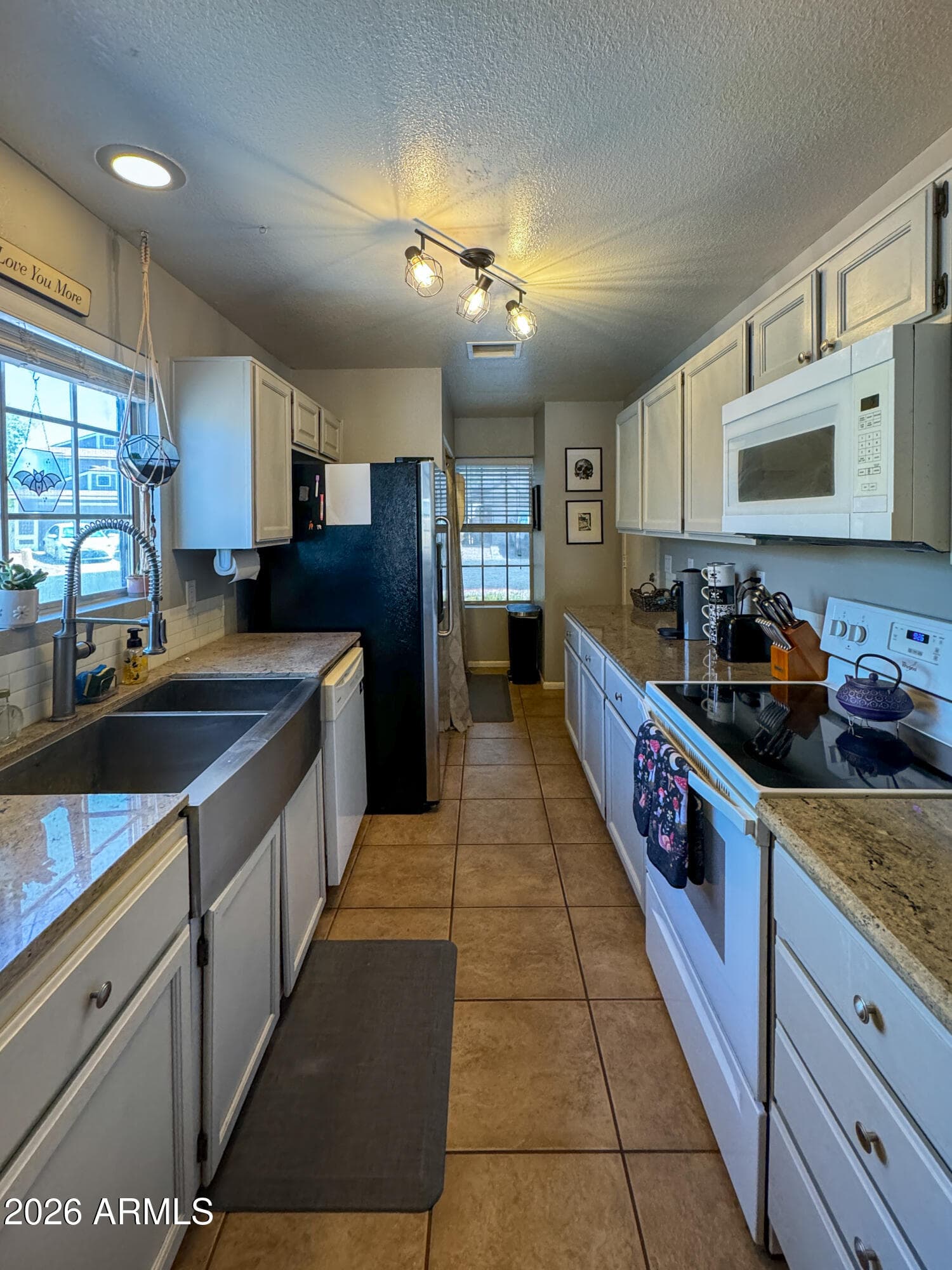 1915 S 39TH Street 81, Mesa, AZ 85206 — photo 7 of 36