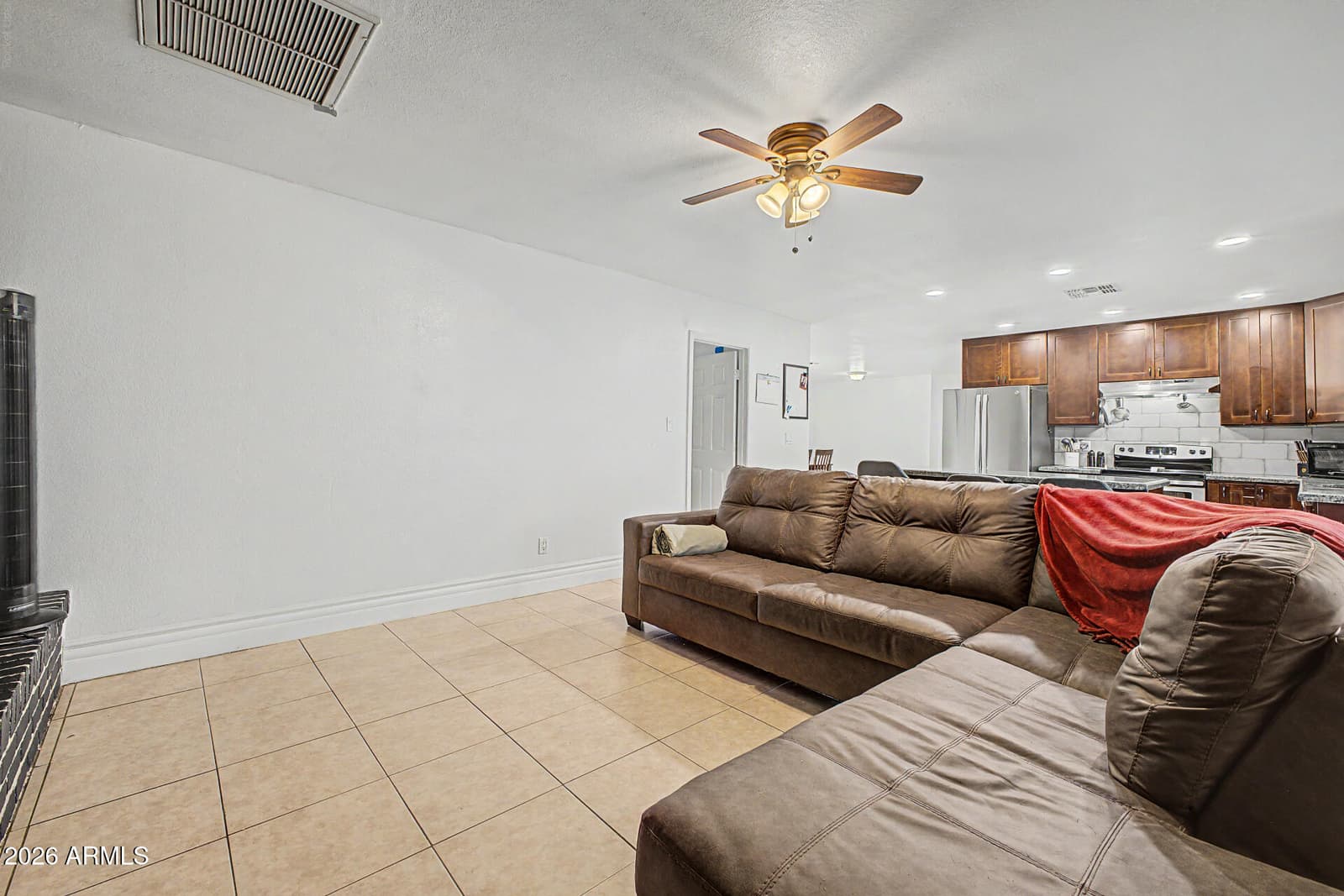 701 W LOS LAGOS VISTA Avenue, Mesa, AZ 85210 — photo 10 of 29
