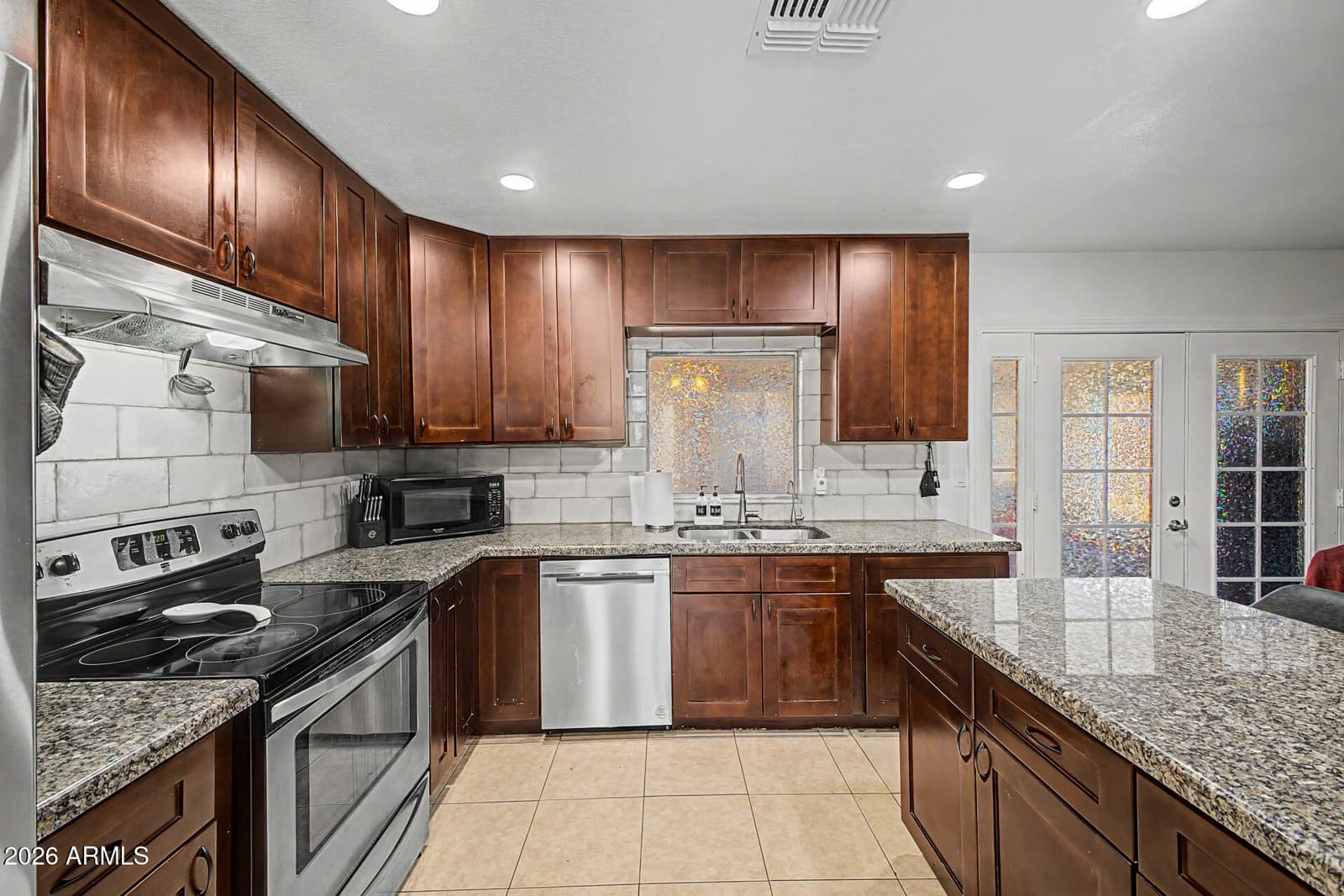 701 W LOS LAGOS VISTA Avenue, Mesa, AZ 85210 — photo 12 of 29