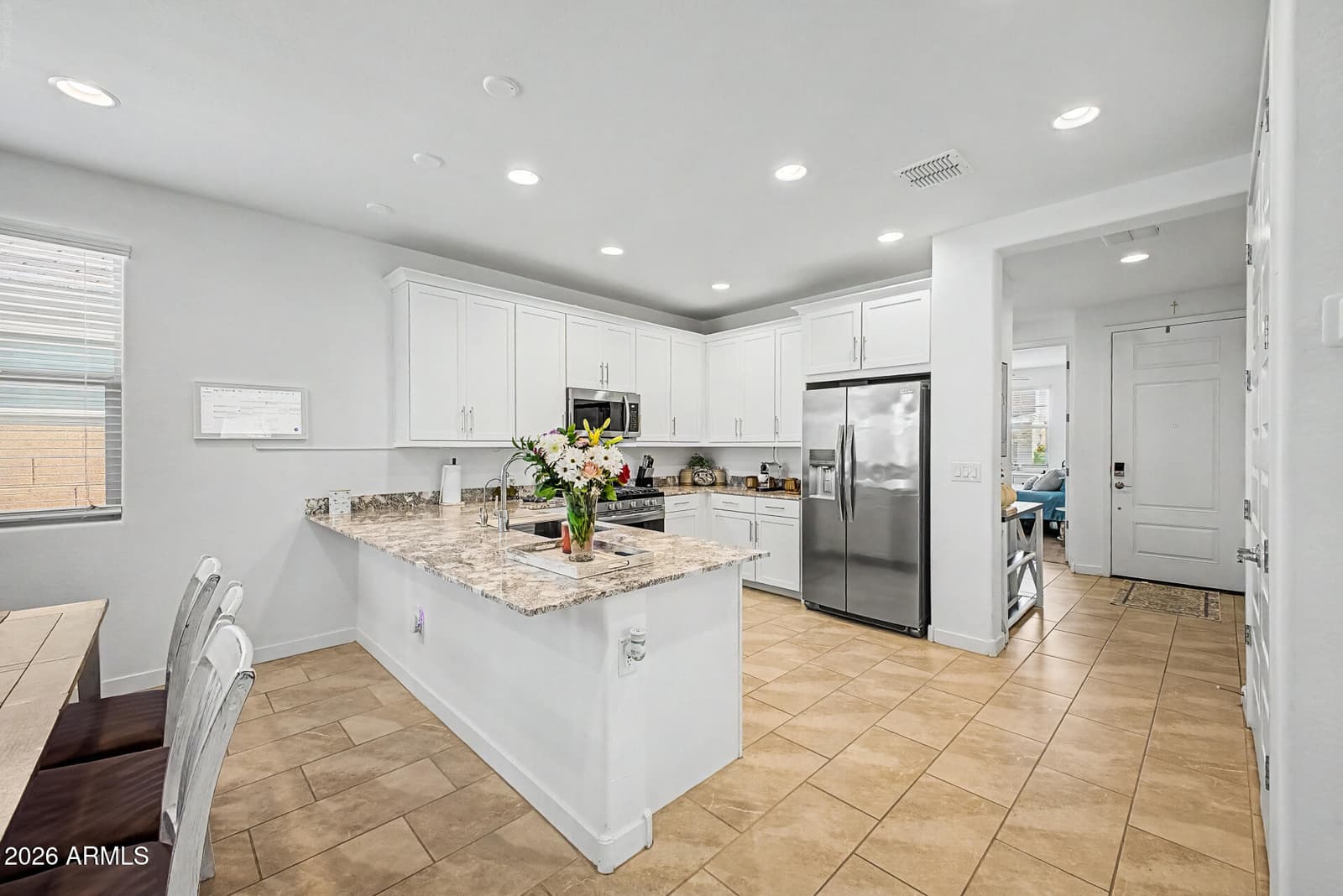 2516 W Hidalgo Avenue, Phoenix, AZ 85041 — photo 9 of 28
