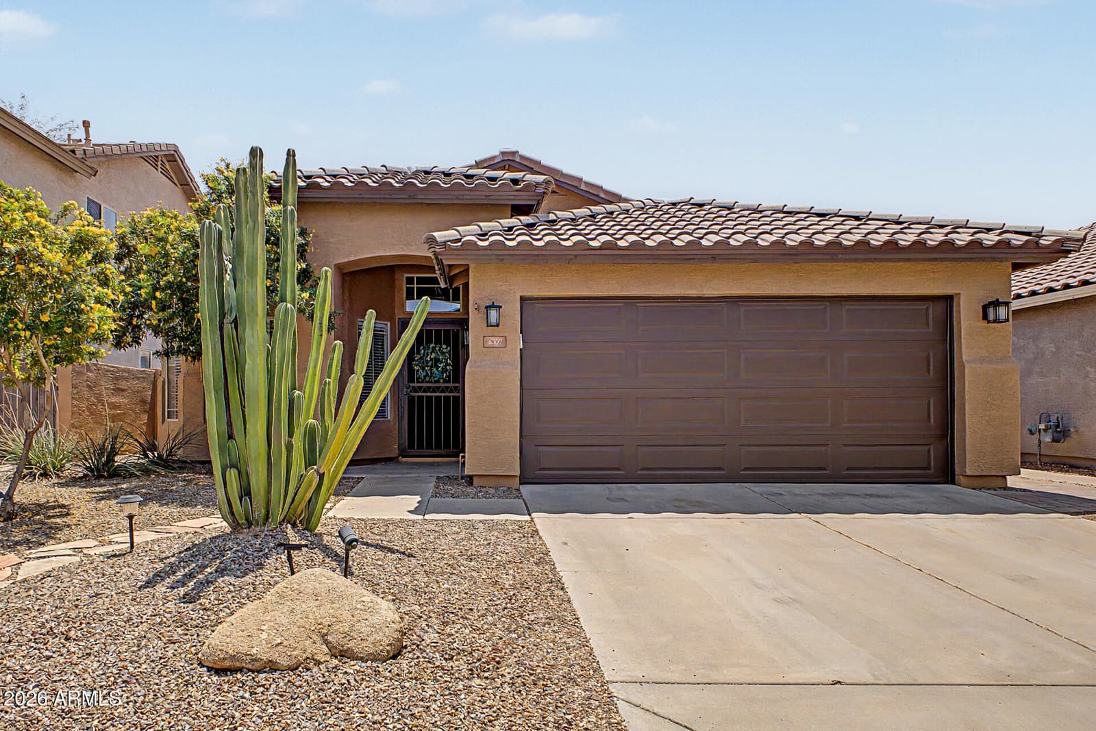 4327 E Tether Trail, Phoenix, AZ 85050 — photo 2 of 39