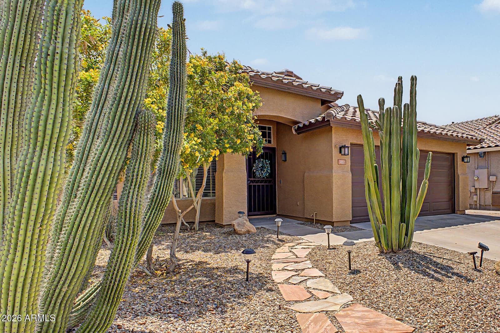 4327 E Tether Trail, Phoenix, AZ 85050 — photo 6 of 39