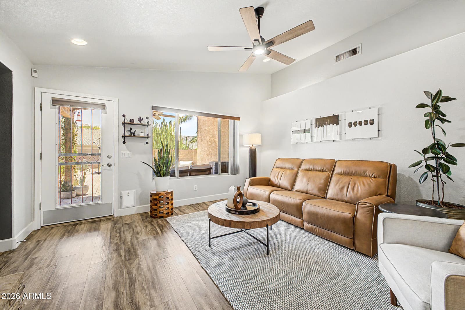 4327 E Tether Trail, Phoenix, AZ 85050 — photo 19 of 39