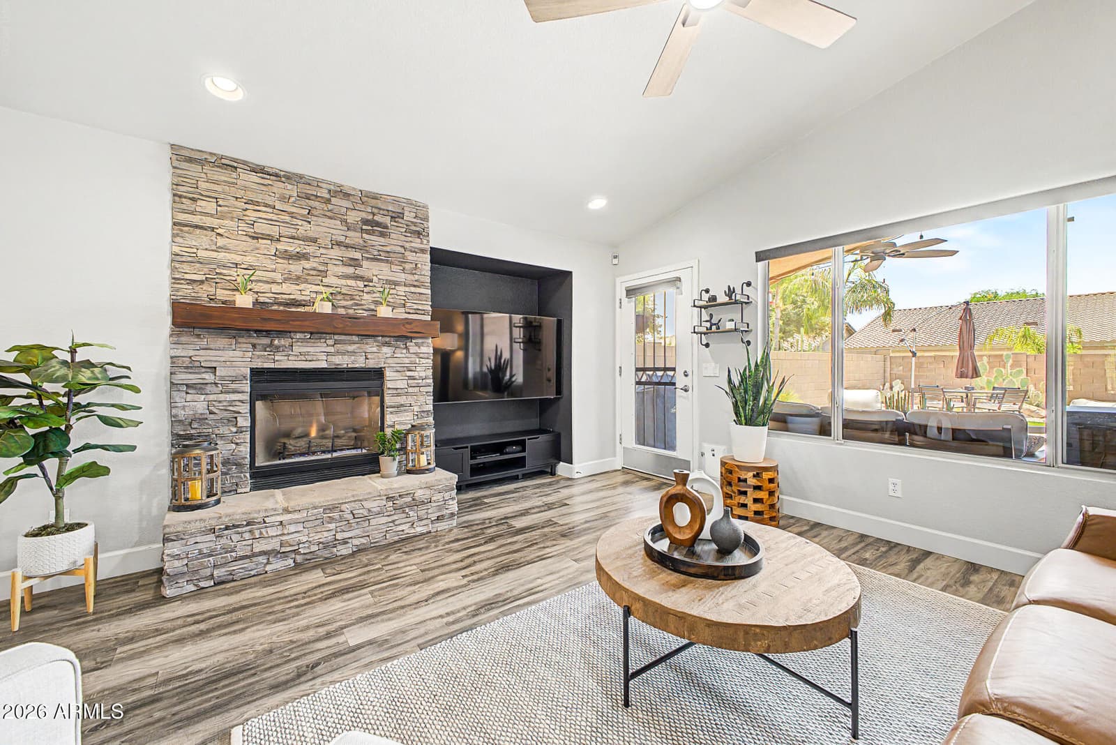 4327 E Tether Trail, Phoenix, AZ 85050 — photo 20 of 39