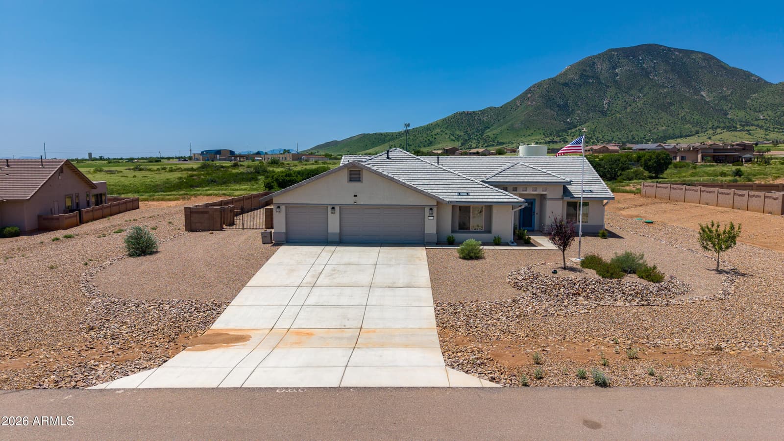 10118 S VAQUERO Lane, Hereford, AZ 85615 — photo 39 of 44
