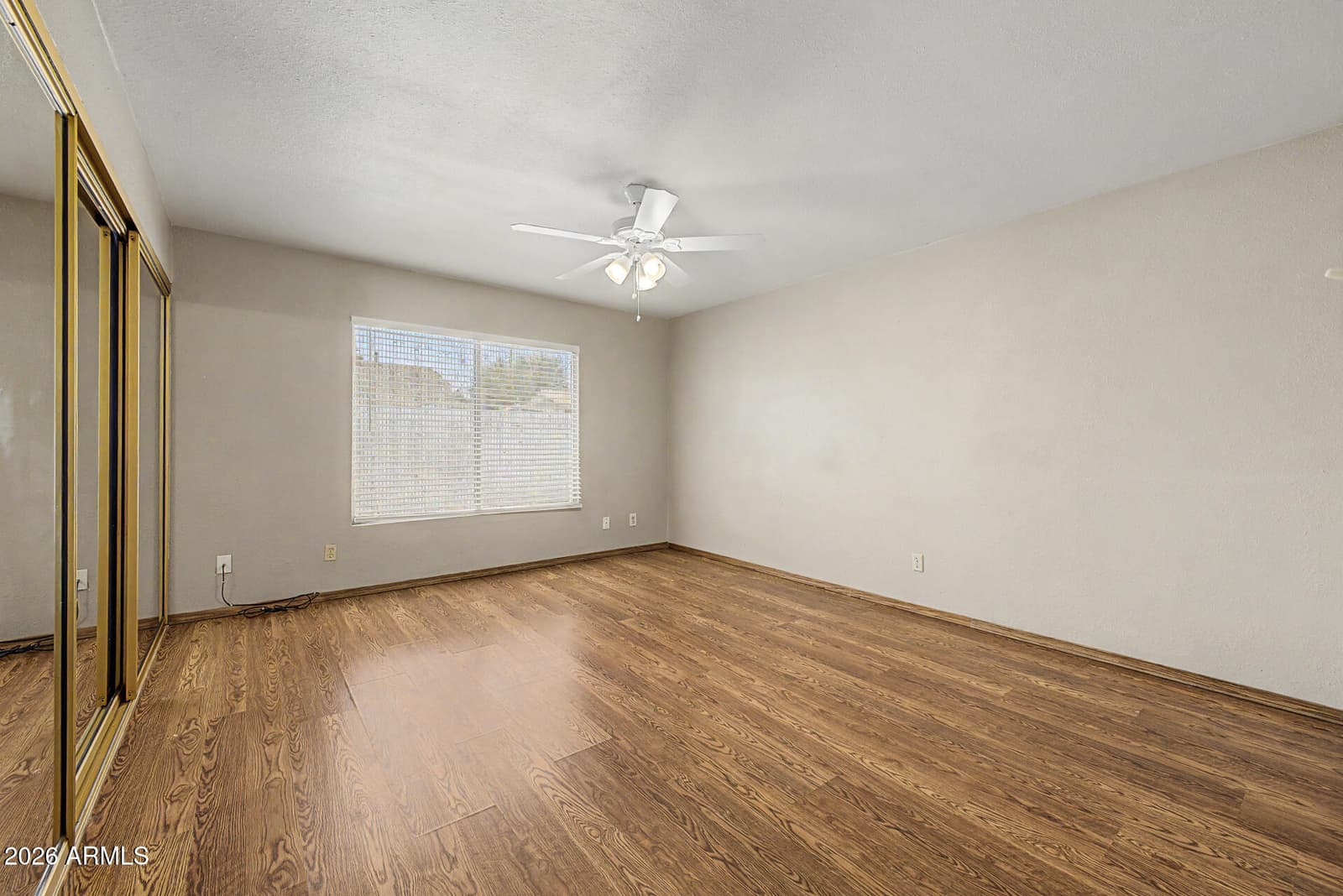 8934 N 55TH Drive, Glendale, AZ 85302 — photo 14 of 32