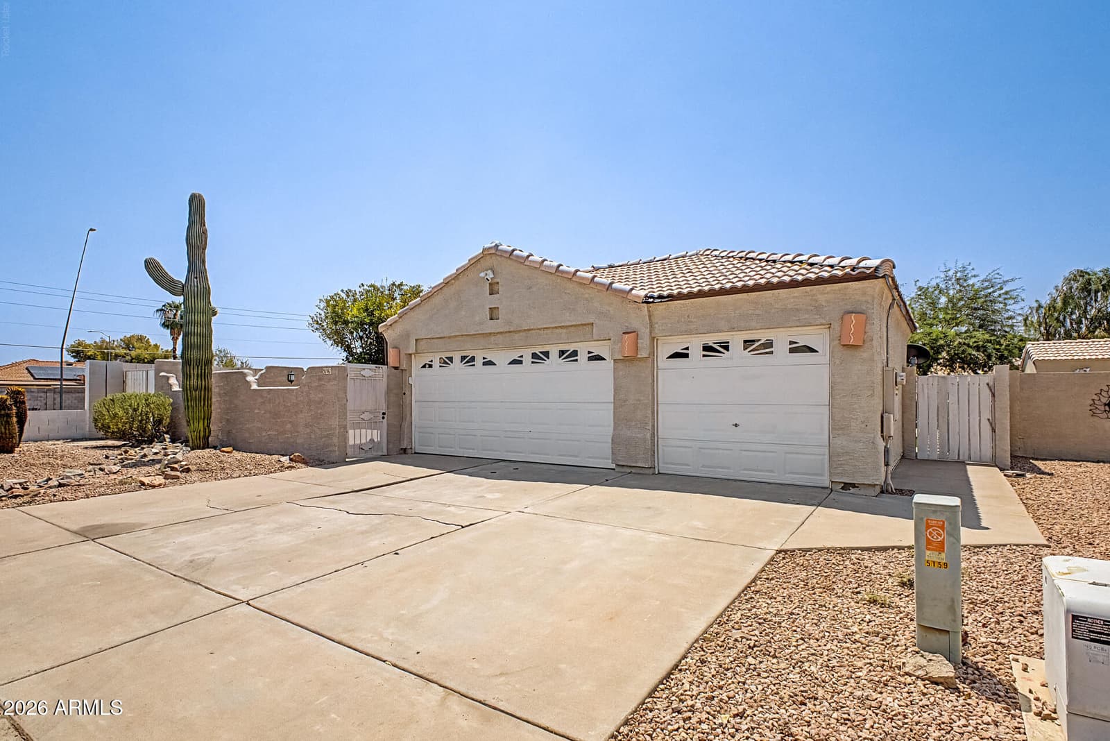 5161 E DIAMOND Avenue, Mesa, AZ 85206 — photo 3 of 33