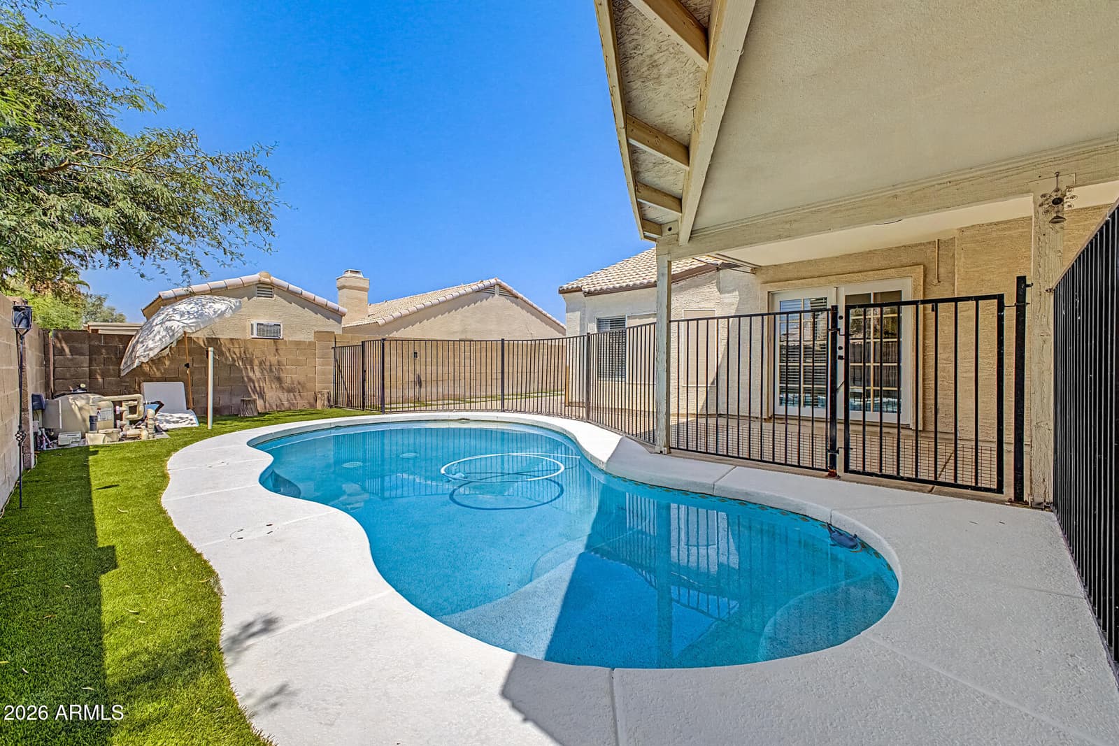 5161 E DIAMOND Avenue, Mesa, AZ 85206 — photo 31 of 33