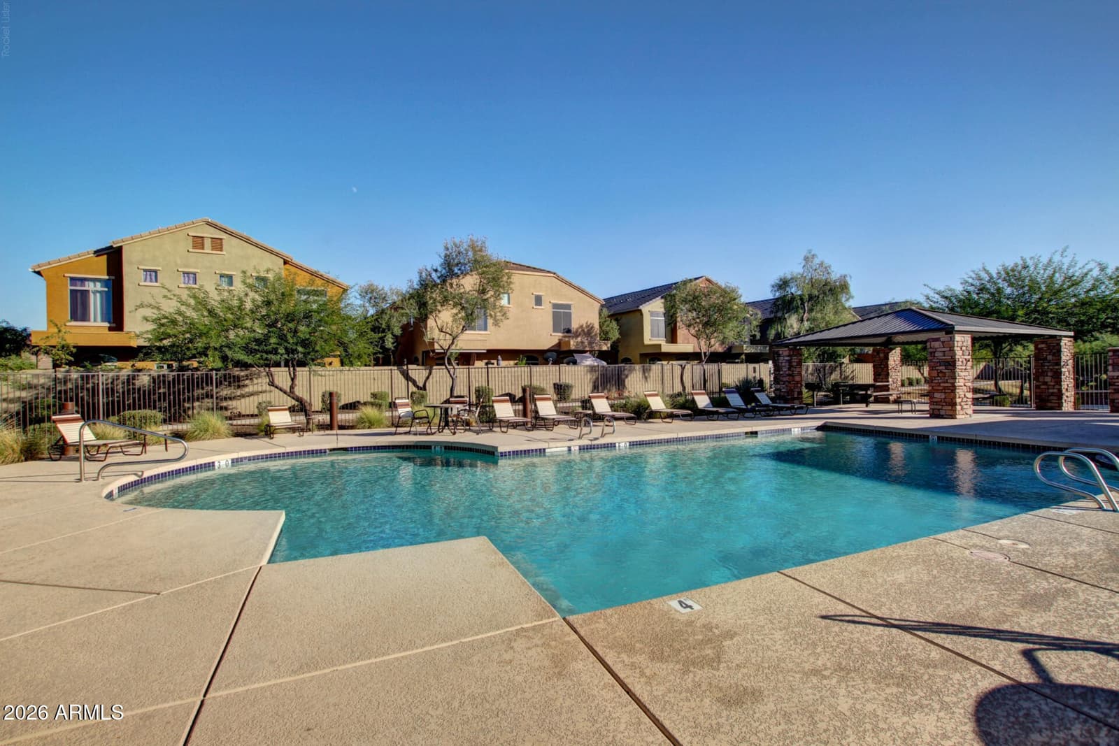 2725 E MINE CREEK Road 1072, Phoenix, AZ 85024 — photo 39 of 69