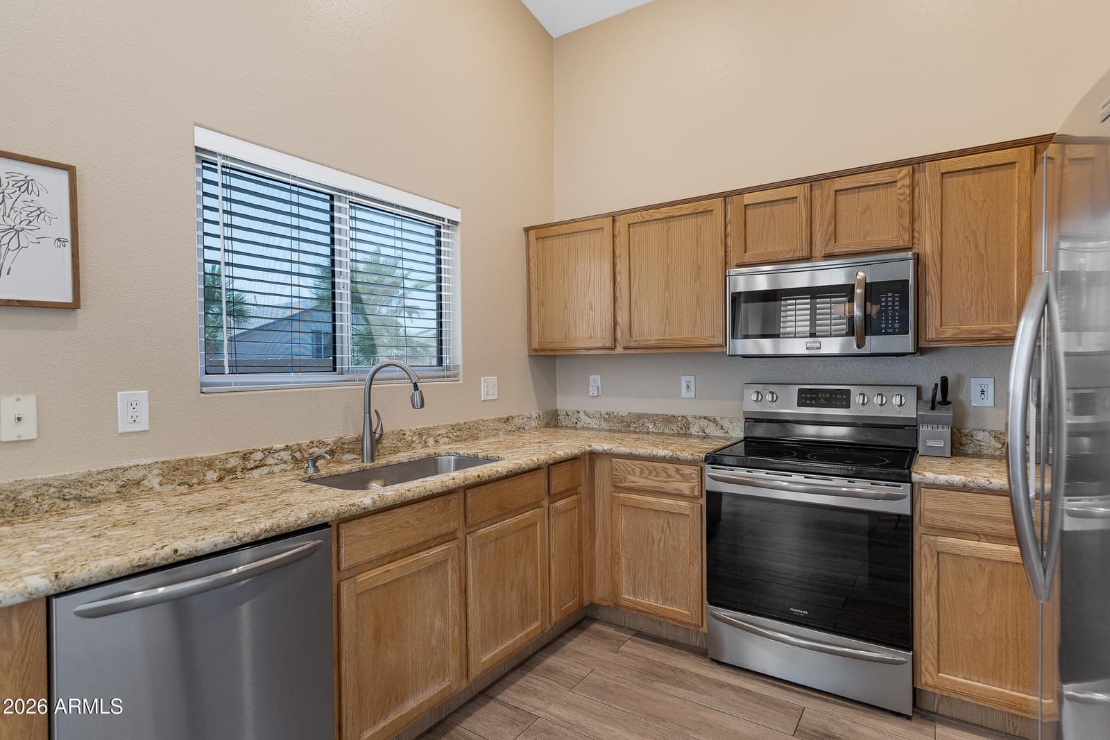 1819 W BROOKWOOD Court, Phoenix, AZ 85045 — photo 10 of 24