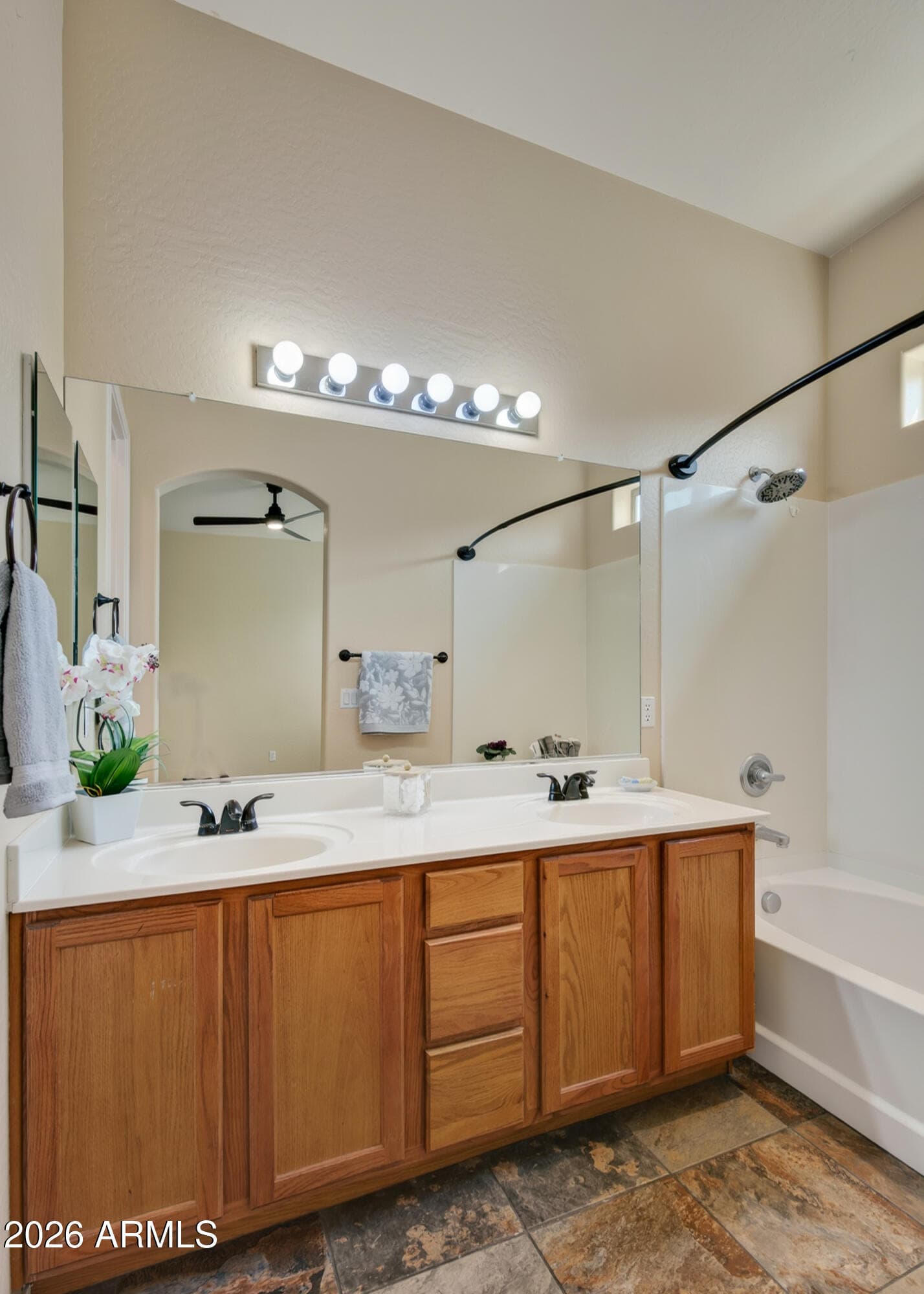 638 S ELK RIDGE Drive, Camp Verde, AZ 86322 — photo 16 of 34