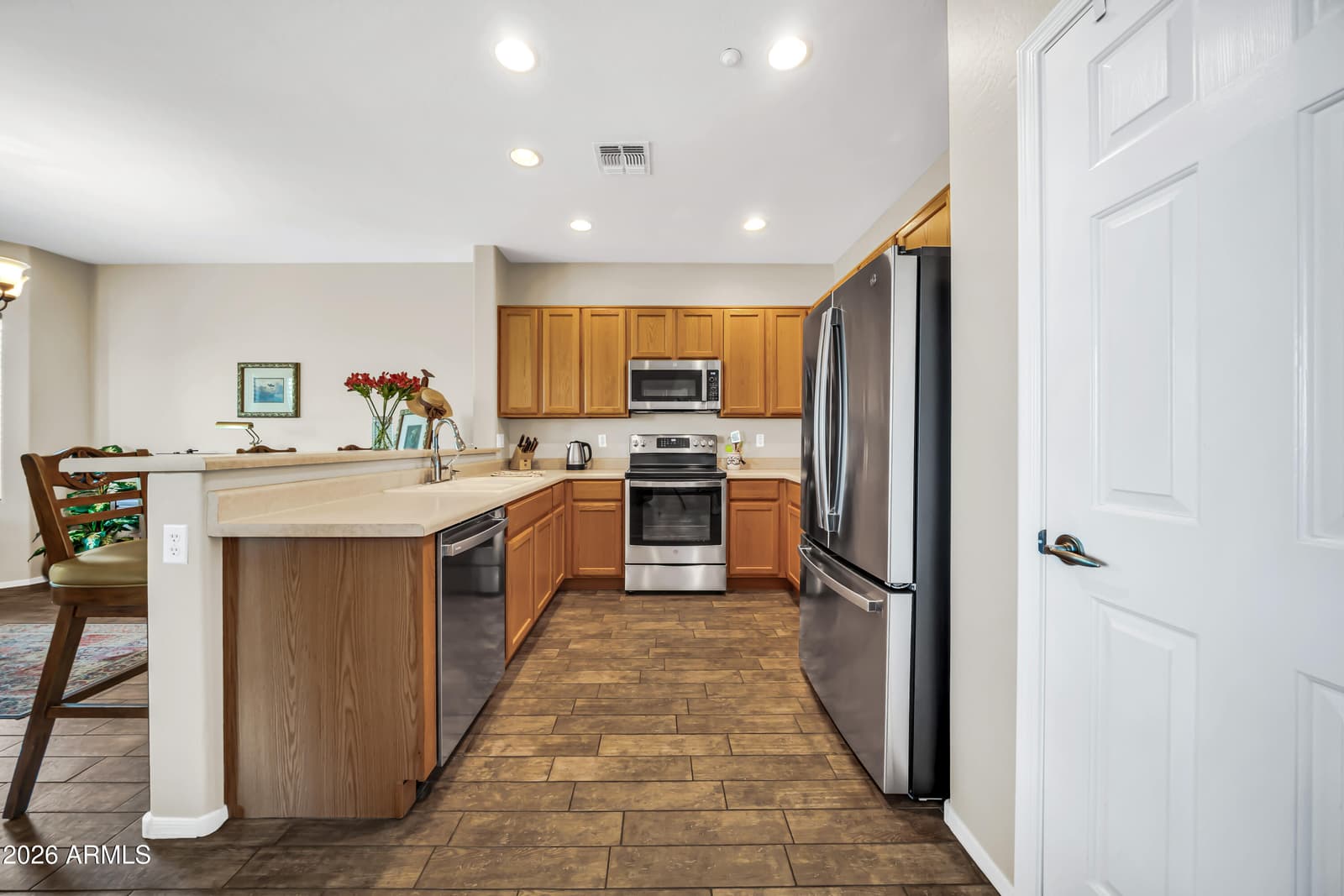 3353 W Inspiration Drive, Phoenix, AZ 85086 — photo 14 of 32