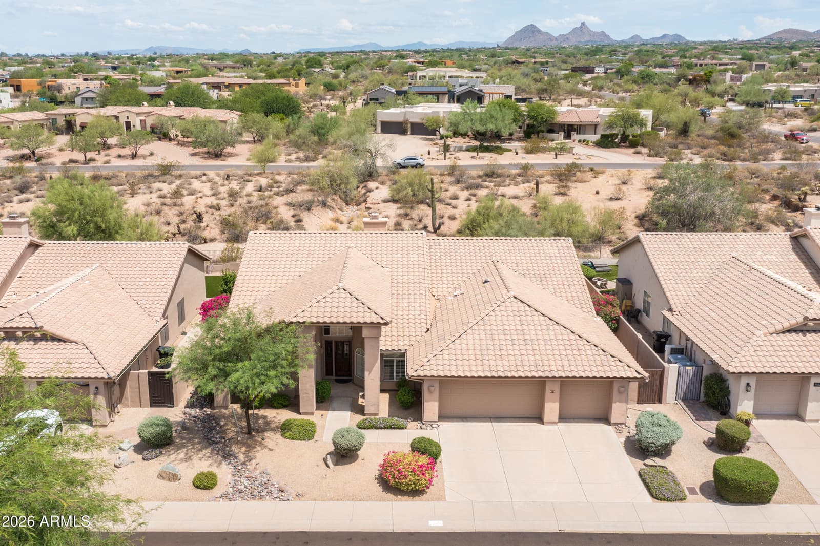 9144 E PALM TREE Drive, Scottsdale, AZ 85255 — photo 2 of 40