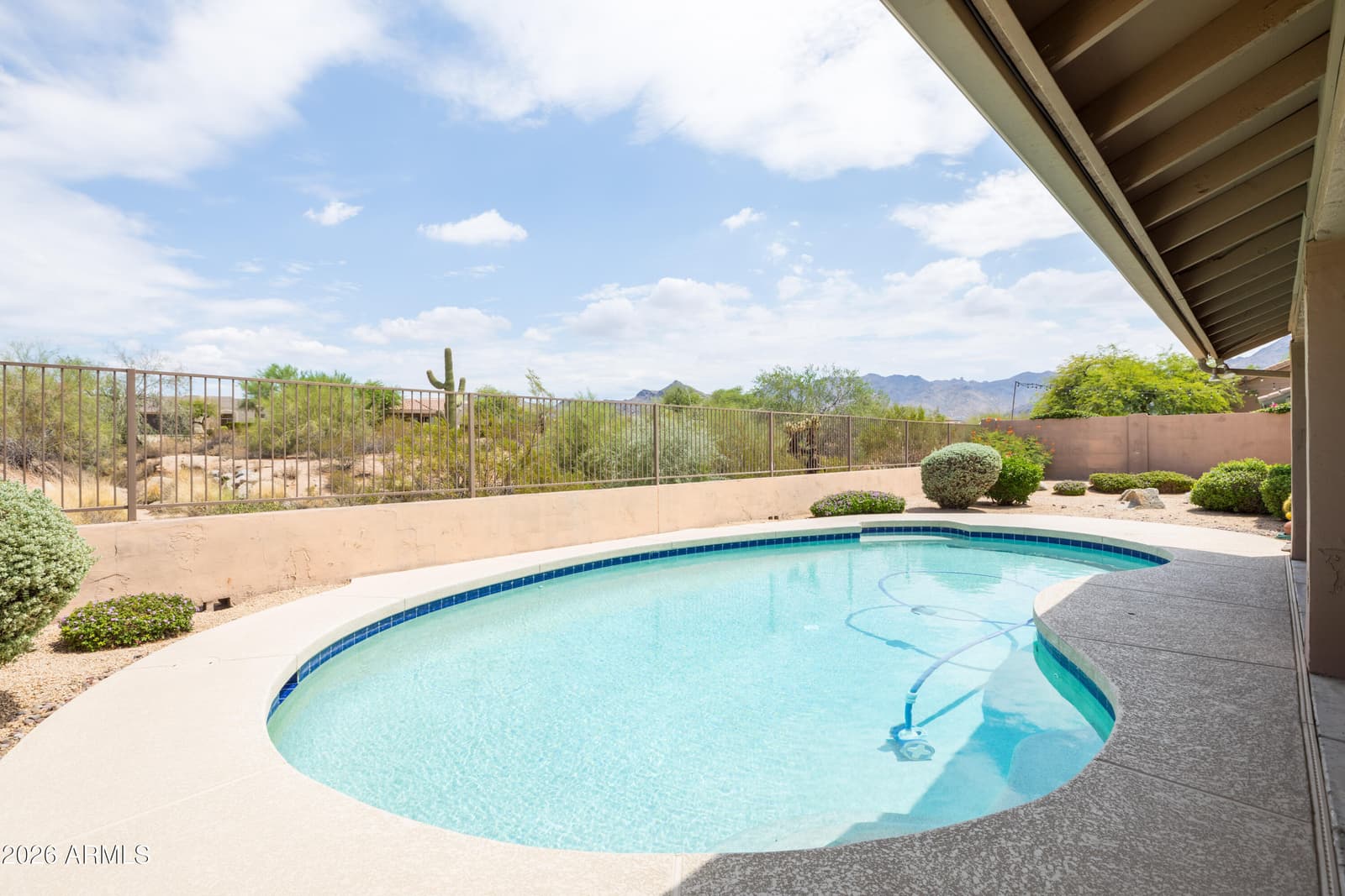 9144 E PALM TREE Drive, Scottsdale, AZ 85255 — photo 7 of 40