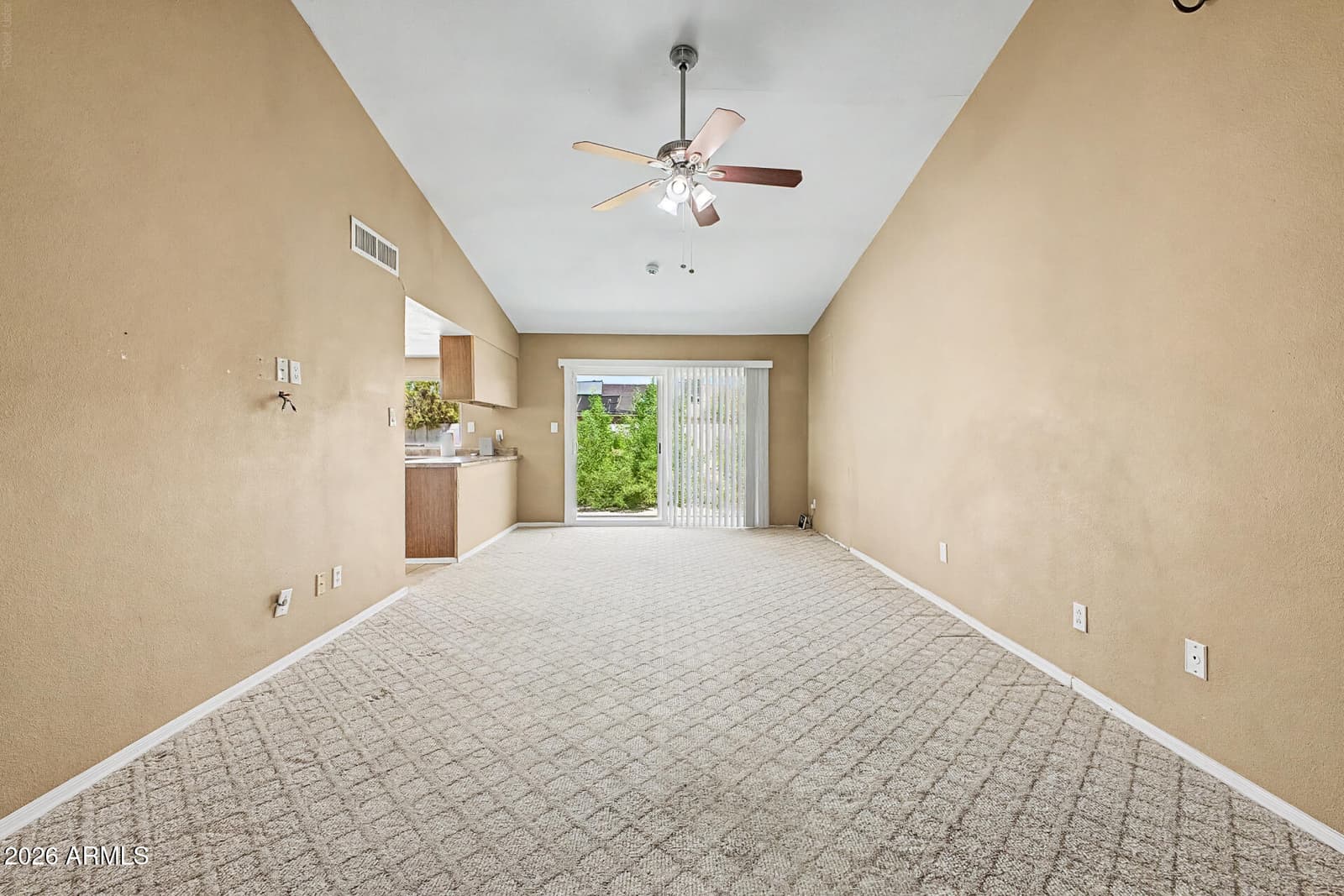 1048 W NIDO Avenue, Mesa, AZ 85210 — photo 8 of 31