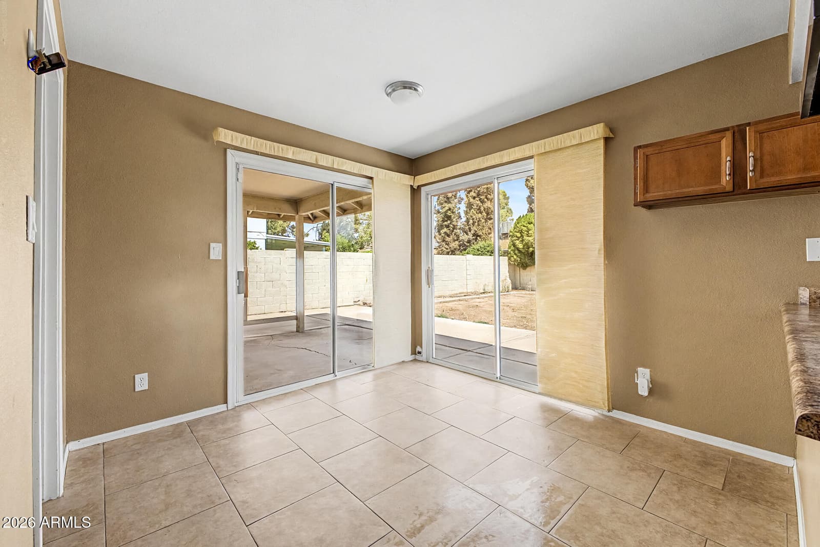 1048 W NIDO Avenue, Mesa, AZ 85210 — photo 13 of 31