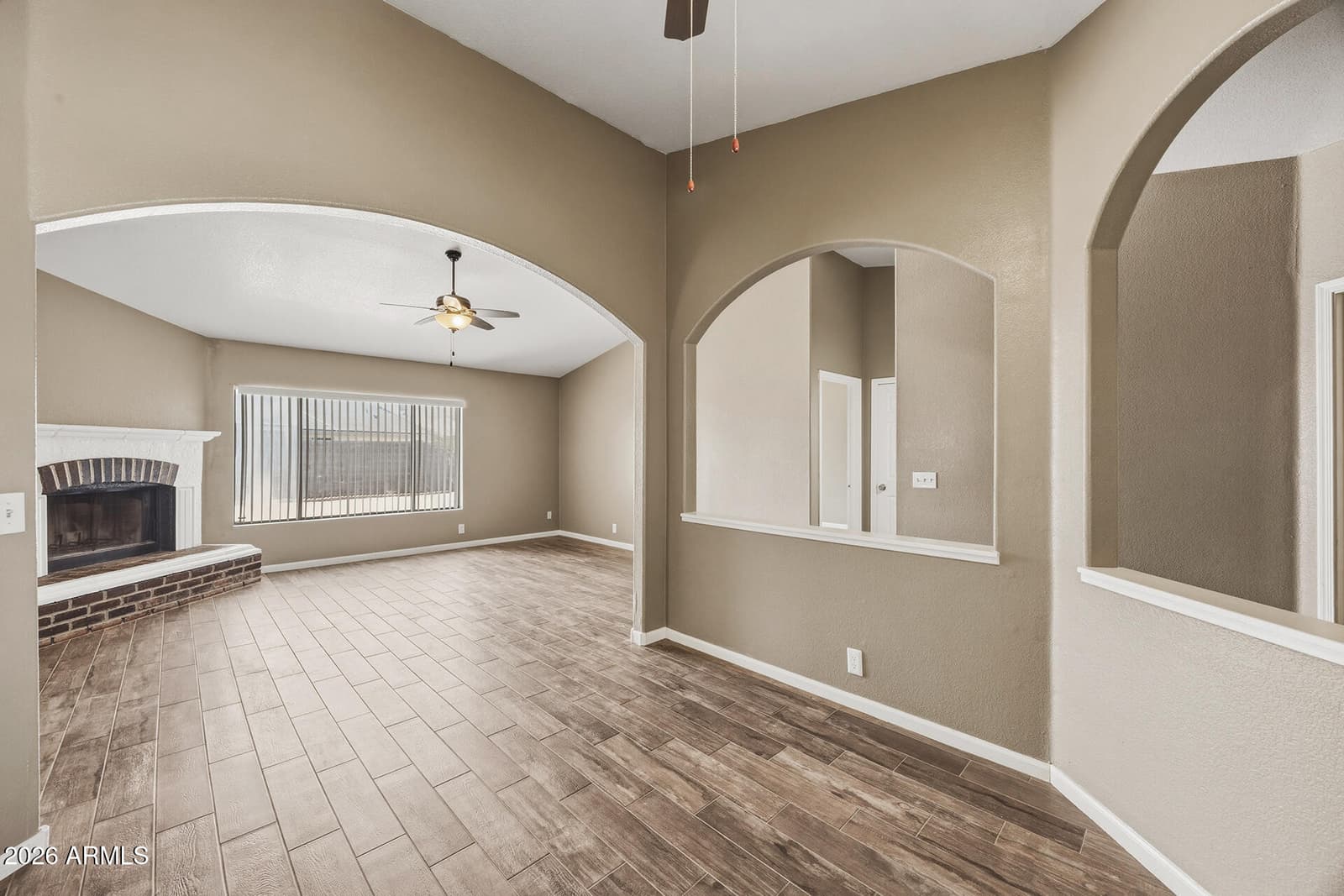 10243 W READE Avenue, Glendale, AZ 85307 — photo 6 of 24