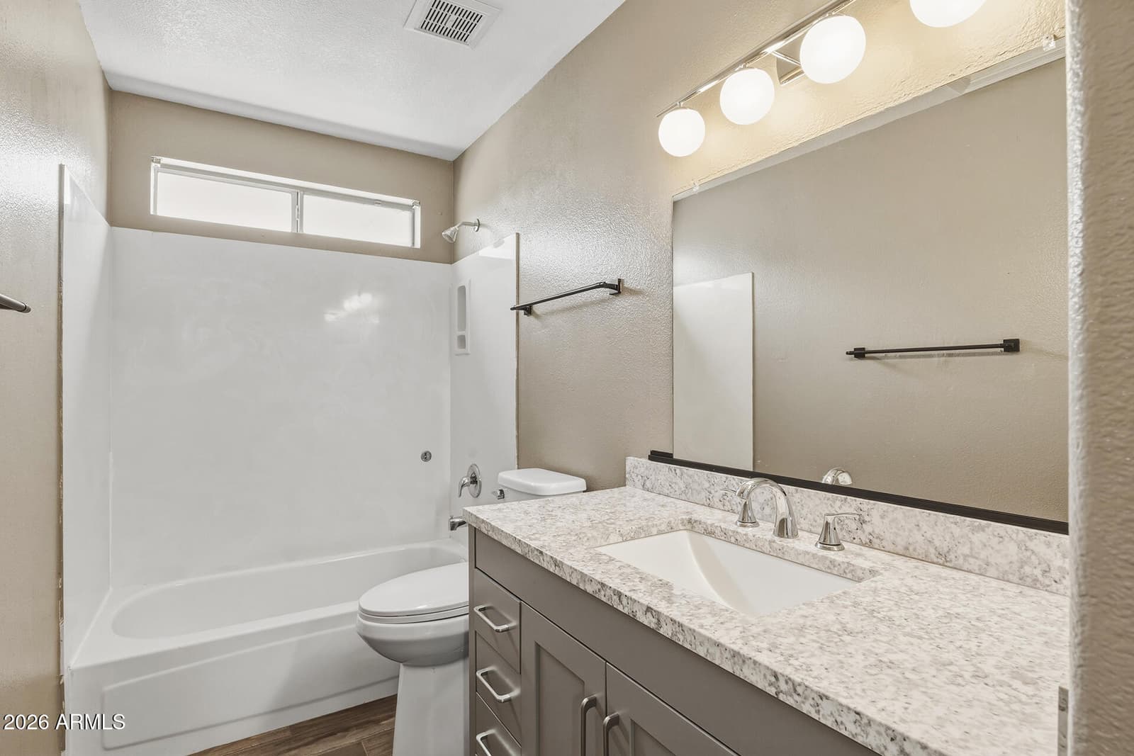 10243 W READE Avenue, Glendale, AZ 85307 — photo 12 of 24