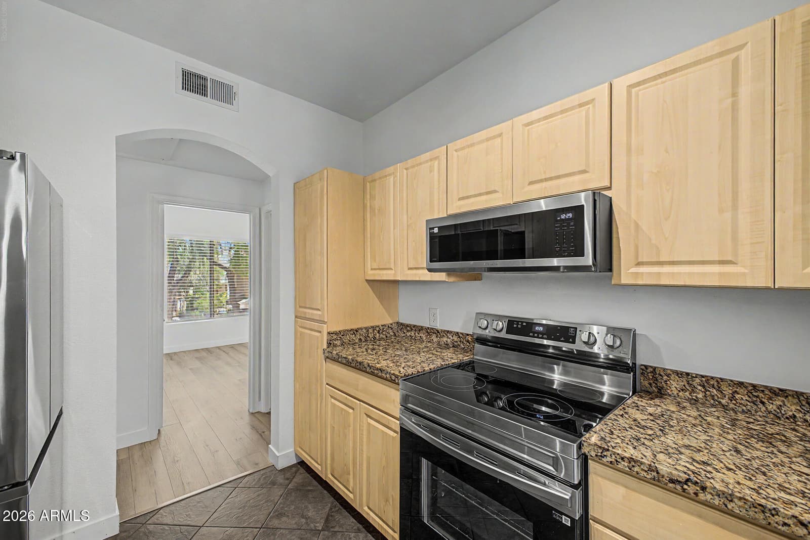 1411 E ORANGEWOOD Avenue 205, Phoenix, AZ 85020 — photo 11 of 41