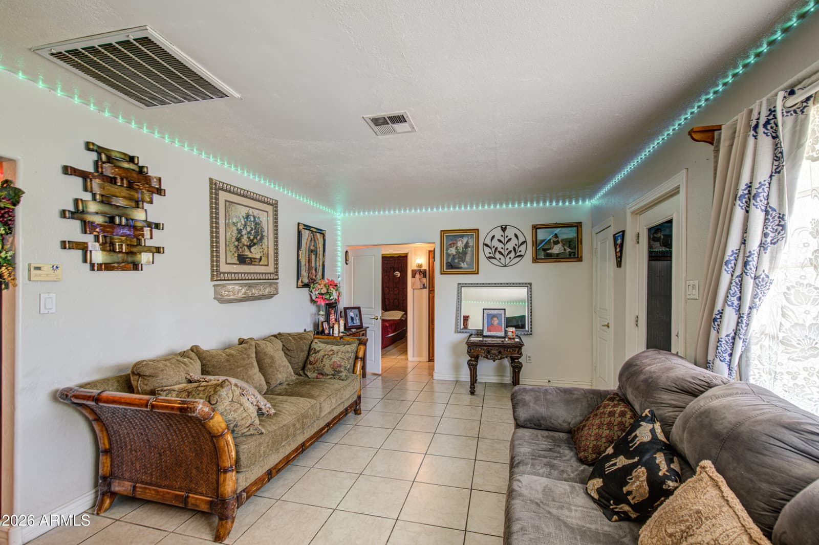 122 W GROVE Street, Phoenix, AZ 85041 — photo 8 of 39