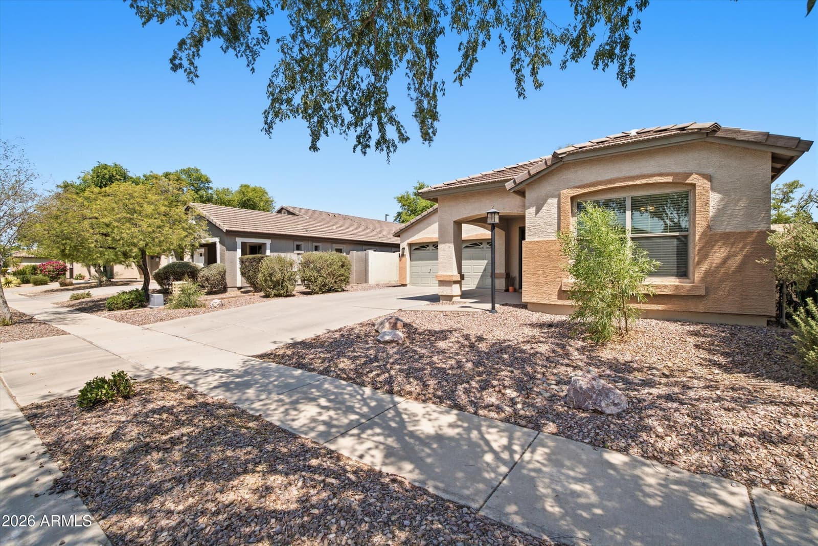 3336 E JOSEPH Way, Gilbert, AZ 85295 — photo 3 of 32