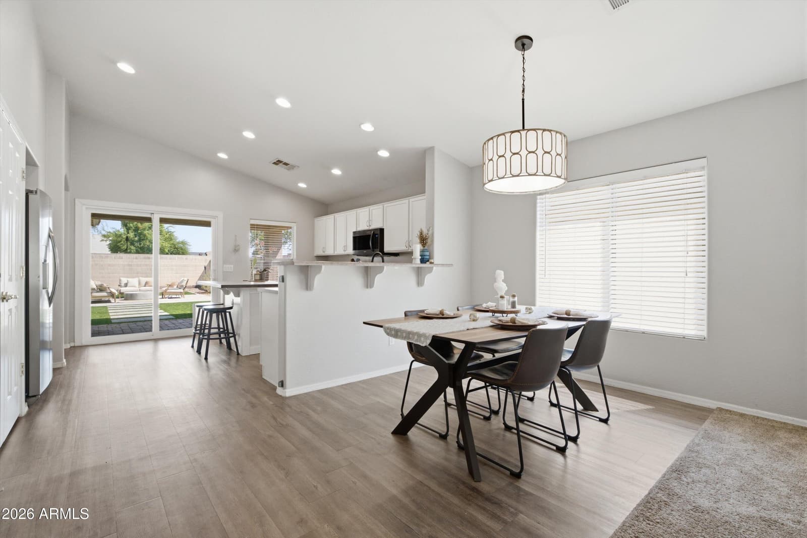 3336 E JOSEPH Way, Gilbert, AZ 85295 — photo 9 of 32