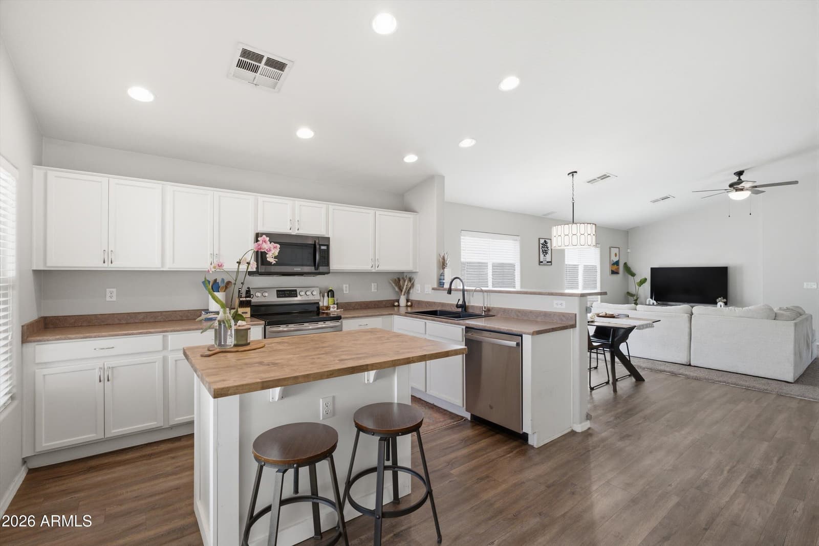 3336 E JOSEPH Way, Gilbert, AZ 85295 — photo 11 of 32