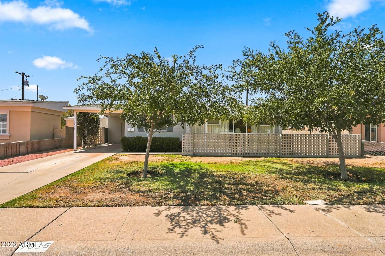 7015 W Wolf Street, Phoenix, AZ 85033 — photo 3 of 25