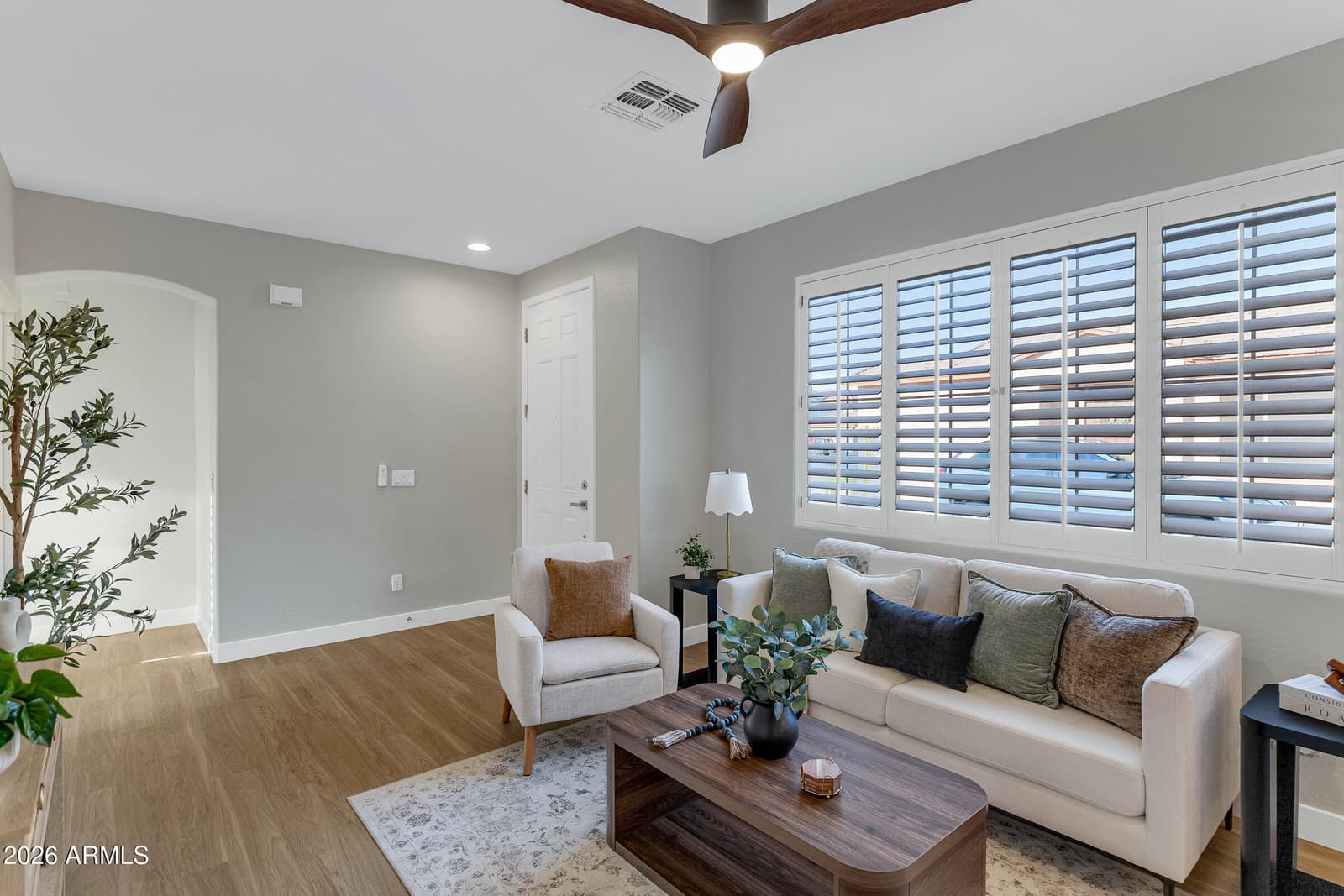 8771 W WINDSOR Drive, Peoria, AZ 85381 — photo 6 of 25