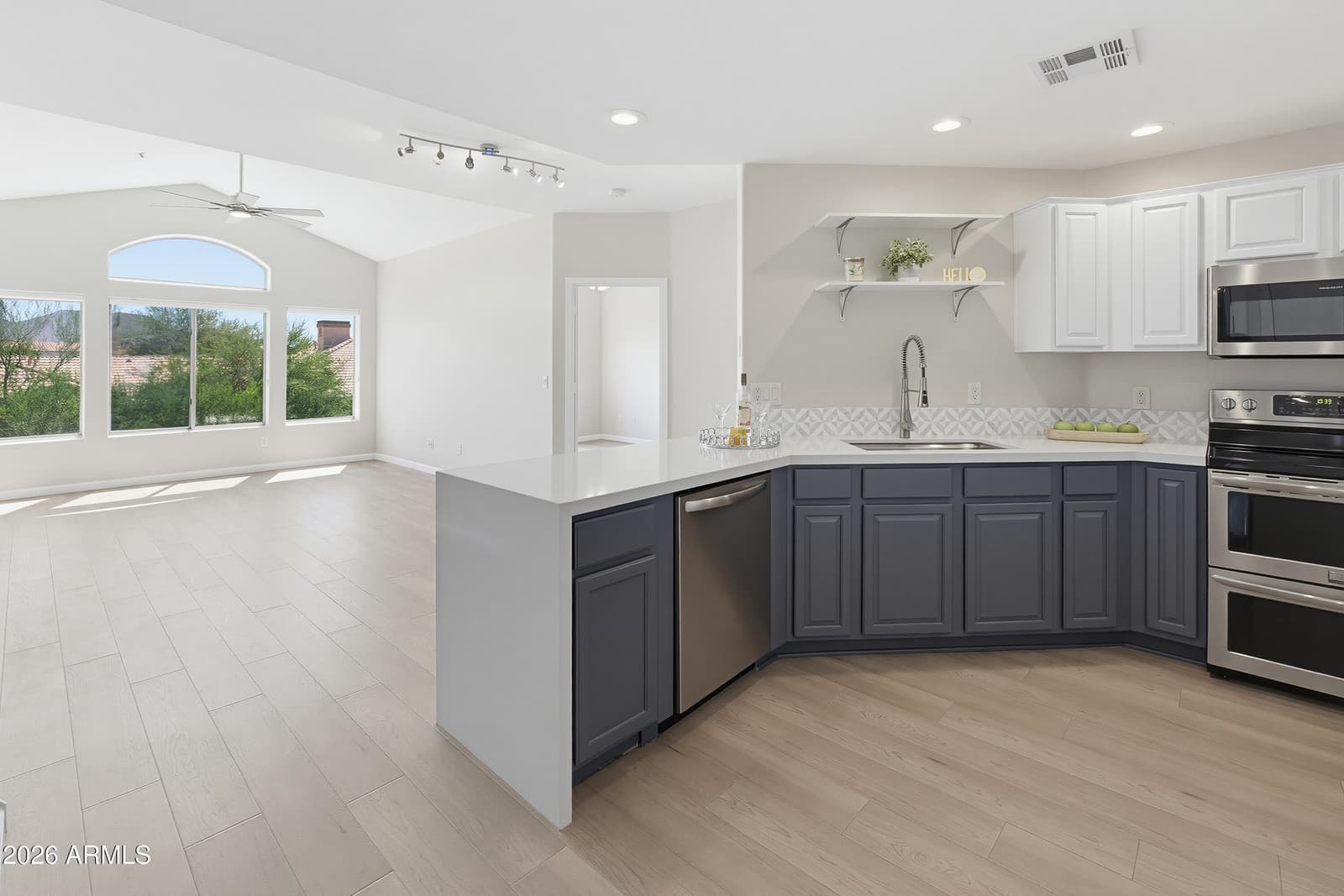 14000 N 94TH Street 3196, Scottsdale, AZ 85260 — photo 4 of 39