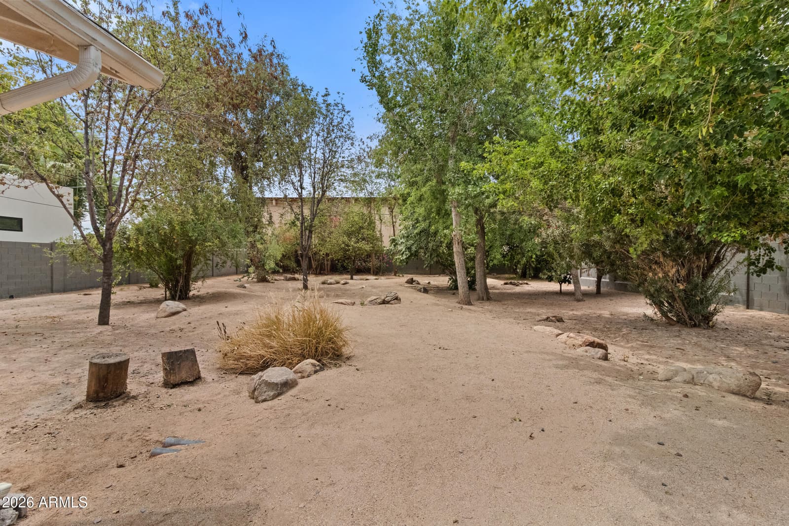 4025 E OSBORN Road, Phoenix, AZ 85018 — photo 38 of 44
