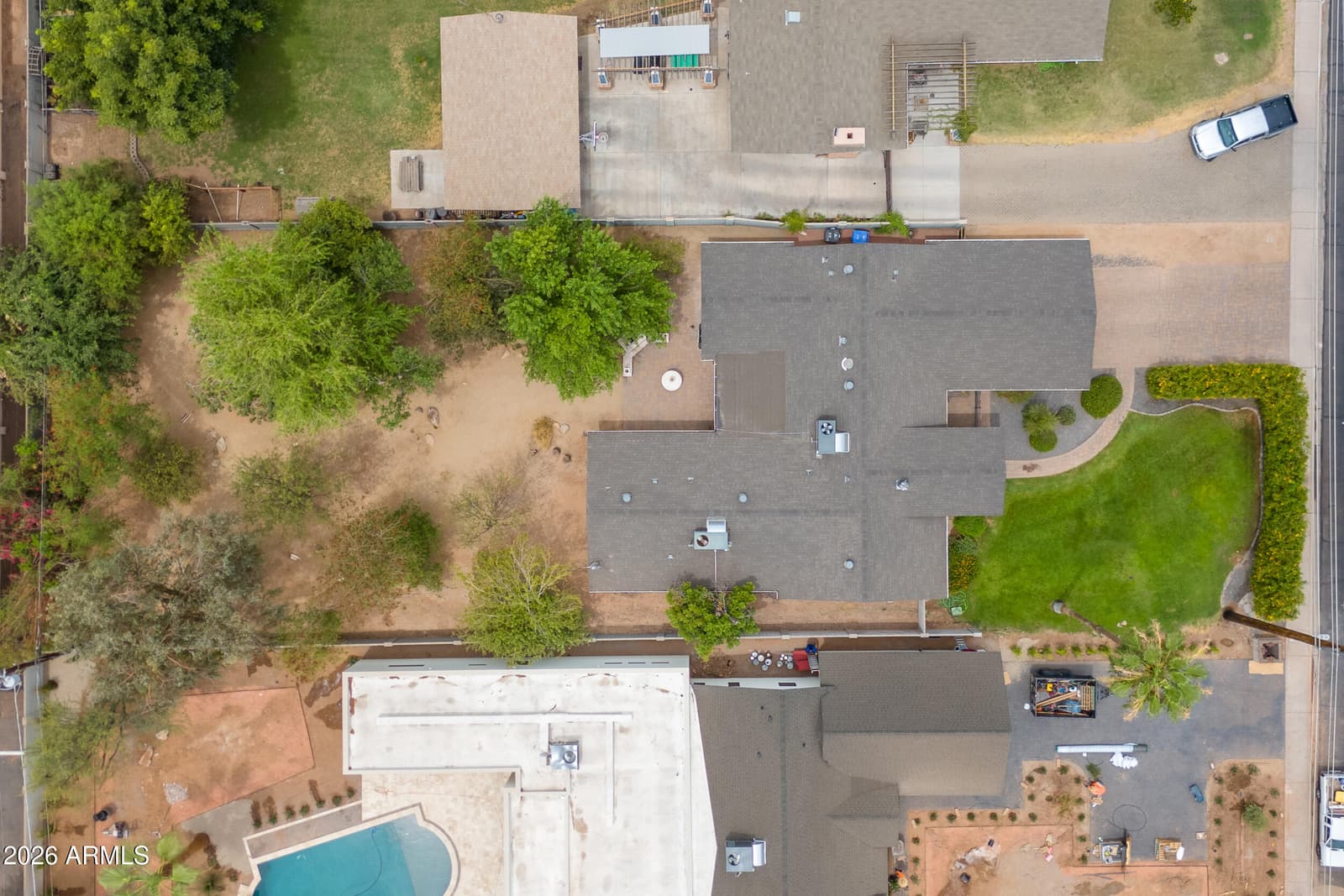 4025 E OSBORN Road, Phoenix, AZ 85018 — photo 42 of 44